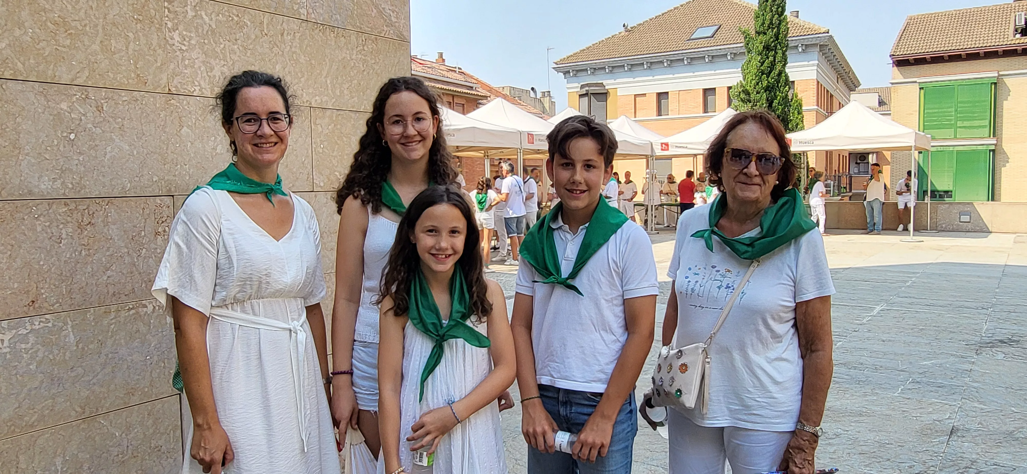Acto laurentino de reconocimiento a los oscenses en el exterior. Foto Mercedes Manterola