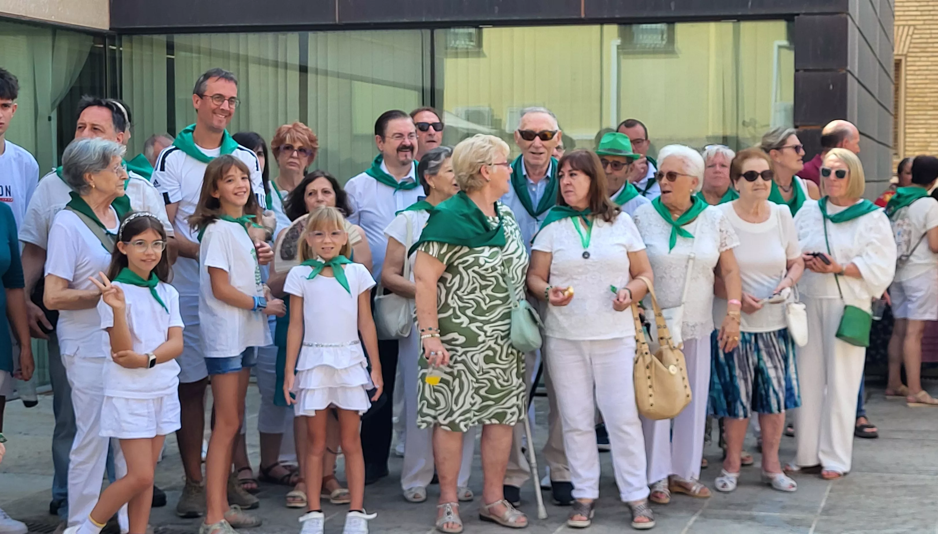 Acto laurentino de reconocimiento a los oscenses en el exterior. Foto Mercedes Manterola
