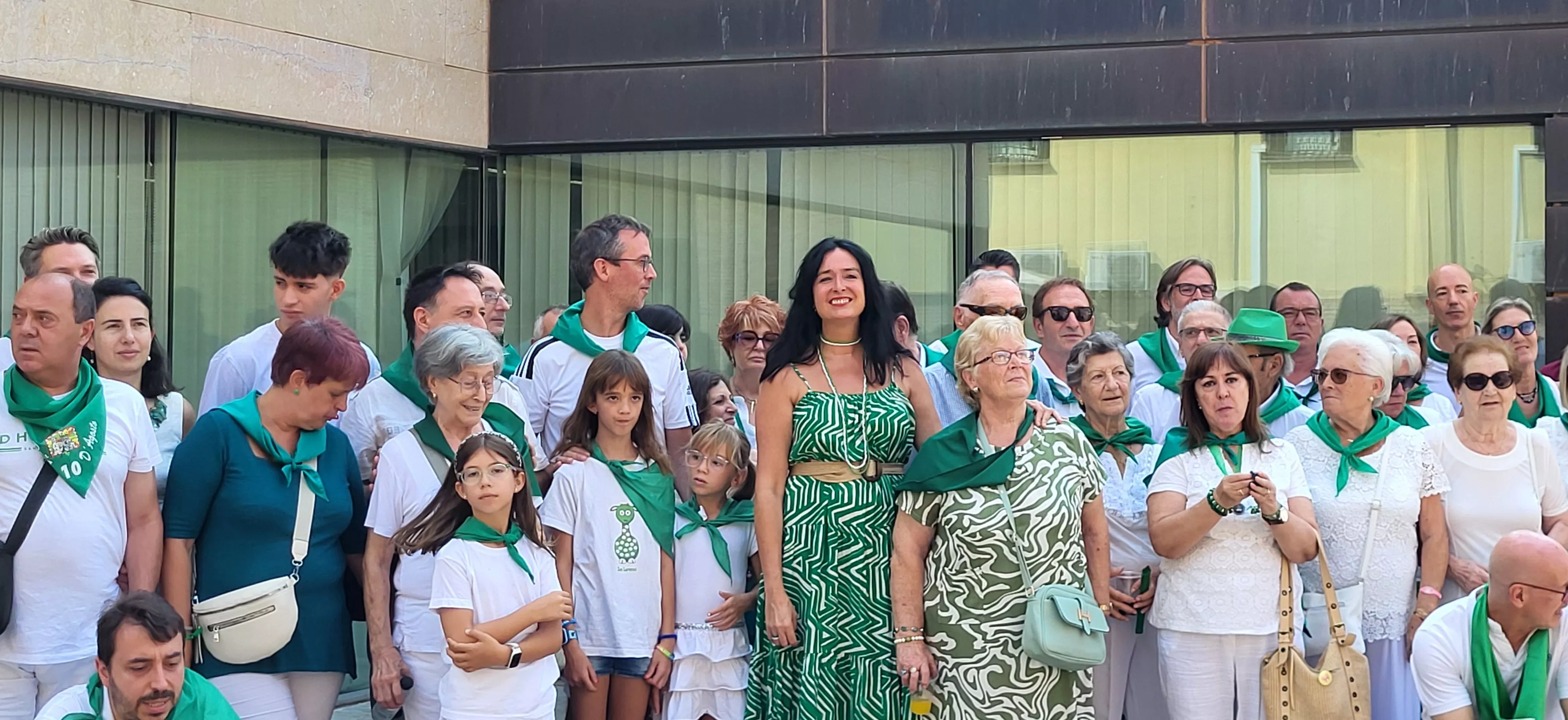 Acto laurentino de reconocimiento a los oscenses en el exterior. Foto Mercedes Manterola