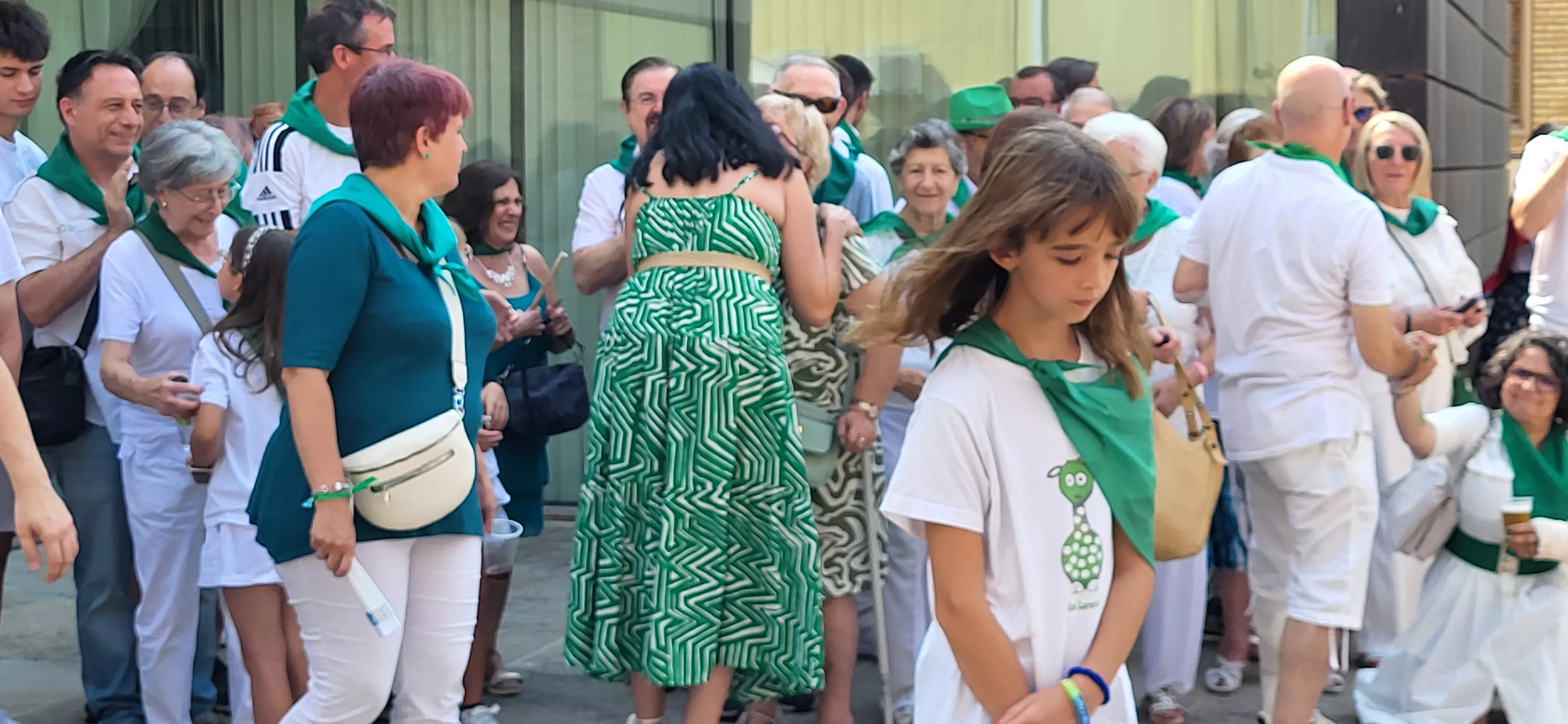 Acto laurentino de reconocimiento a los oscenses en el exterior. Foto Mercedes Manterola