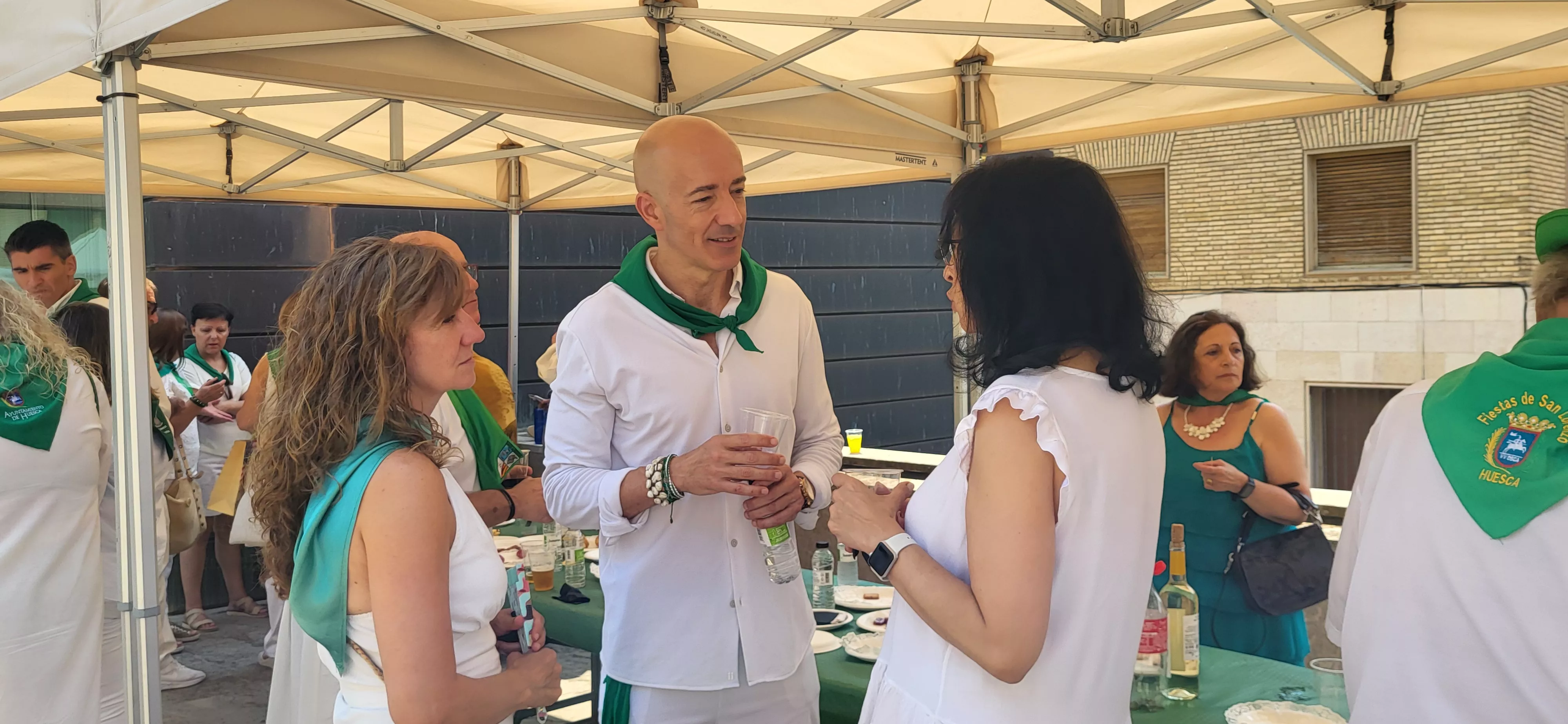Acto laurentino de reconocimiento a los oscenses en el exterior. Foto Mercedes Manterola
