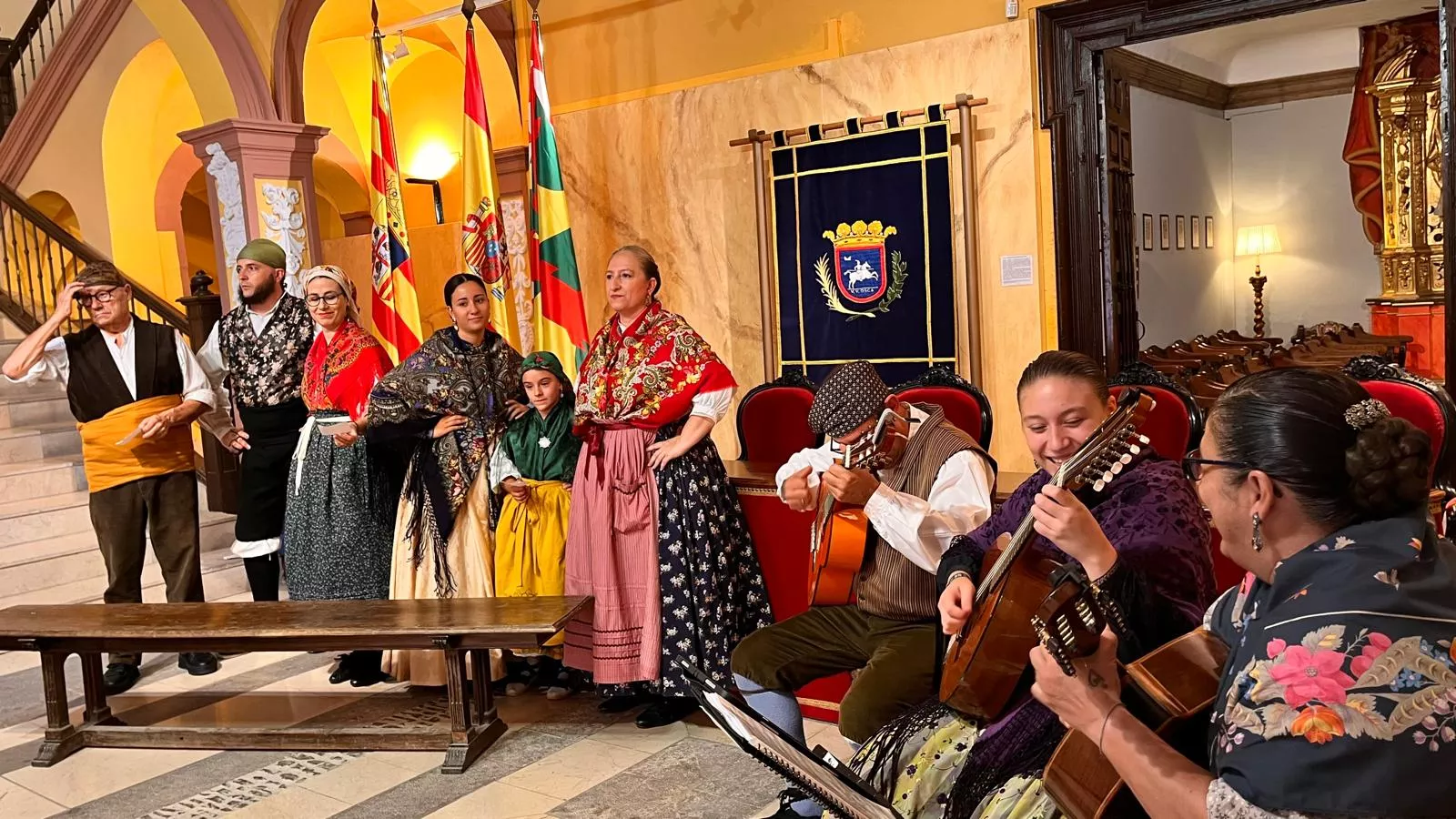 Acto laurentino de reconocimiento a los oscenses en el exterior. Foto Mercedes Manterola