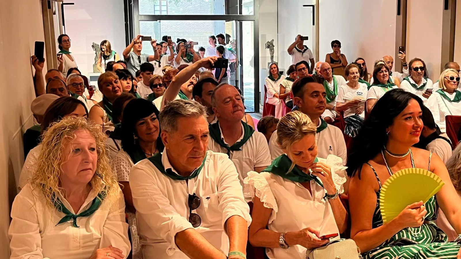 Acto laurentino de reconocimiento a los oscenses en el exterior. Foto Mercedes Manterola