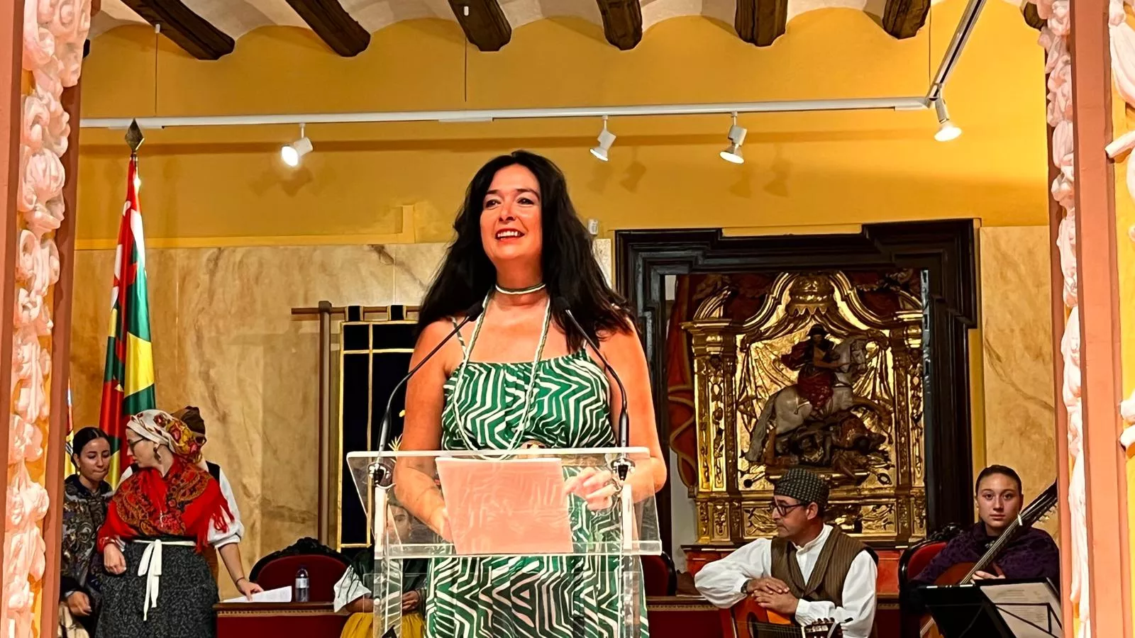 Acto laurentino de reconocimiento a los oscenses en el exterior. Foto Mercedes Manterola