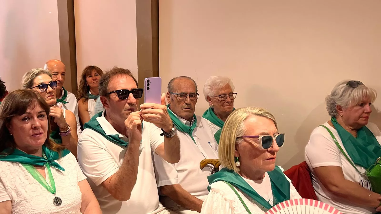 Acto laurentino de reconocimiento a los oscenses en el exterior. Foto Mercedes Manterola