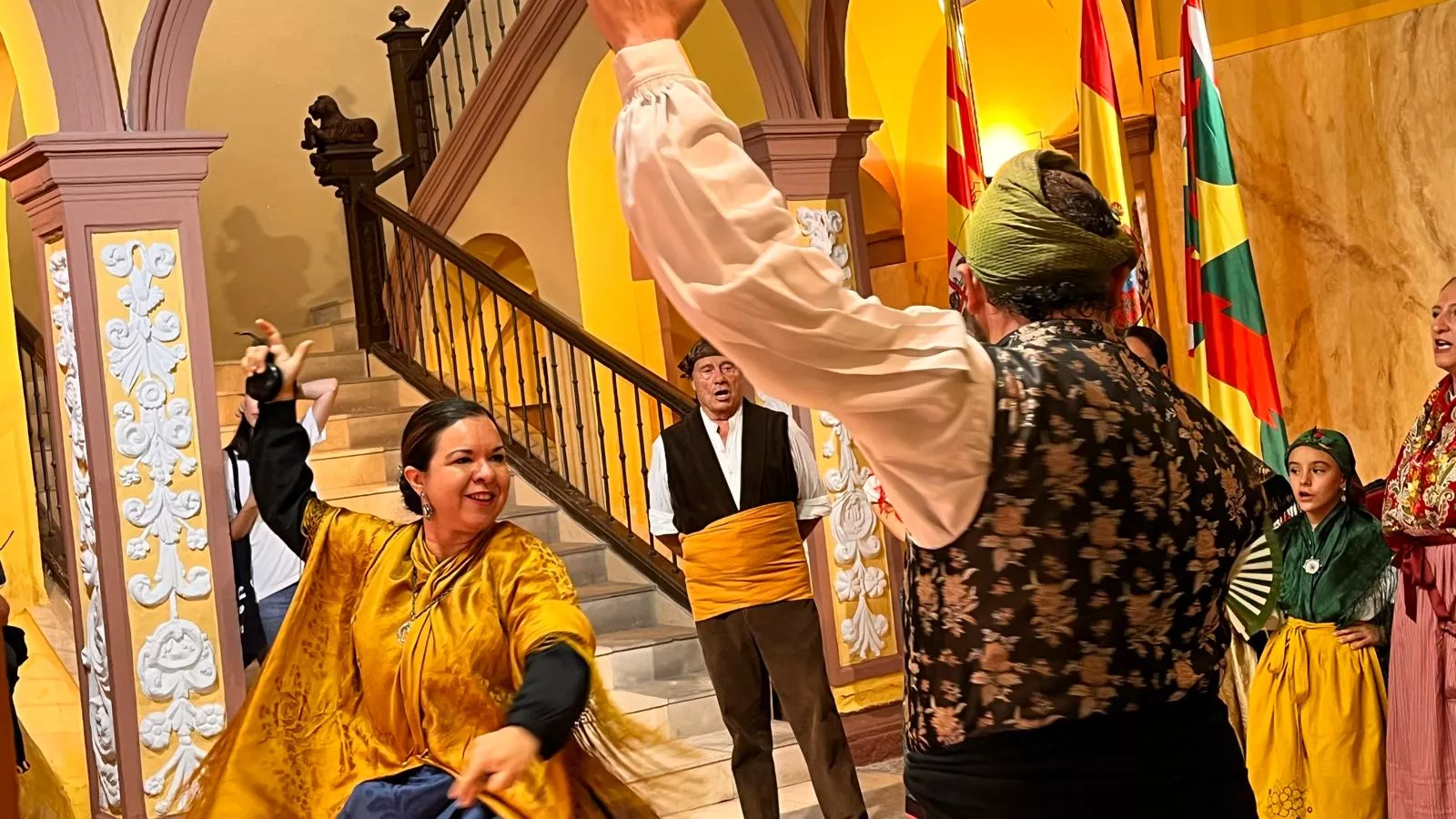 Acto laurentino de reconocimiento a los oscenses en el exterior. Foto Mercedes Manterola