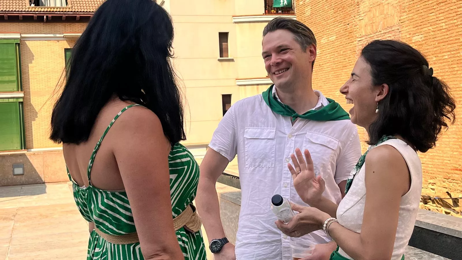 Acto laurentino de reconocimiento a los oscenses en el exterior. Foto Mercedes Manterola