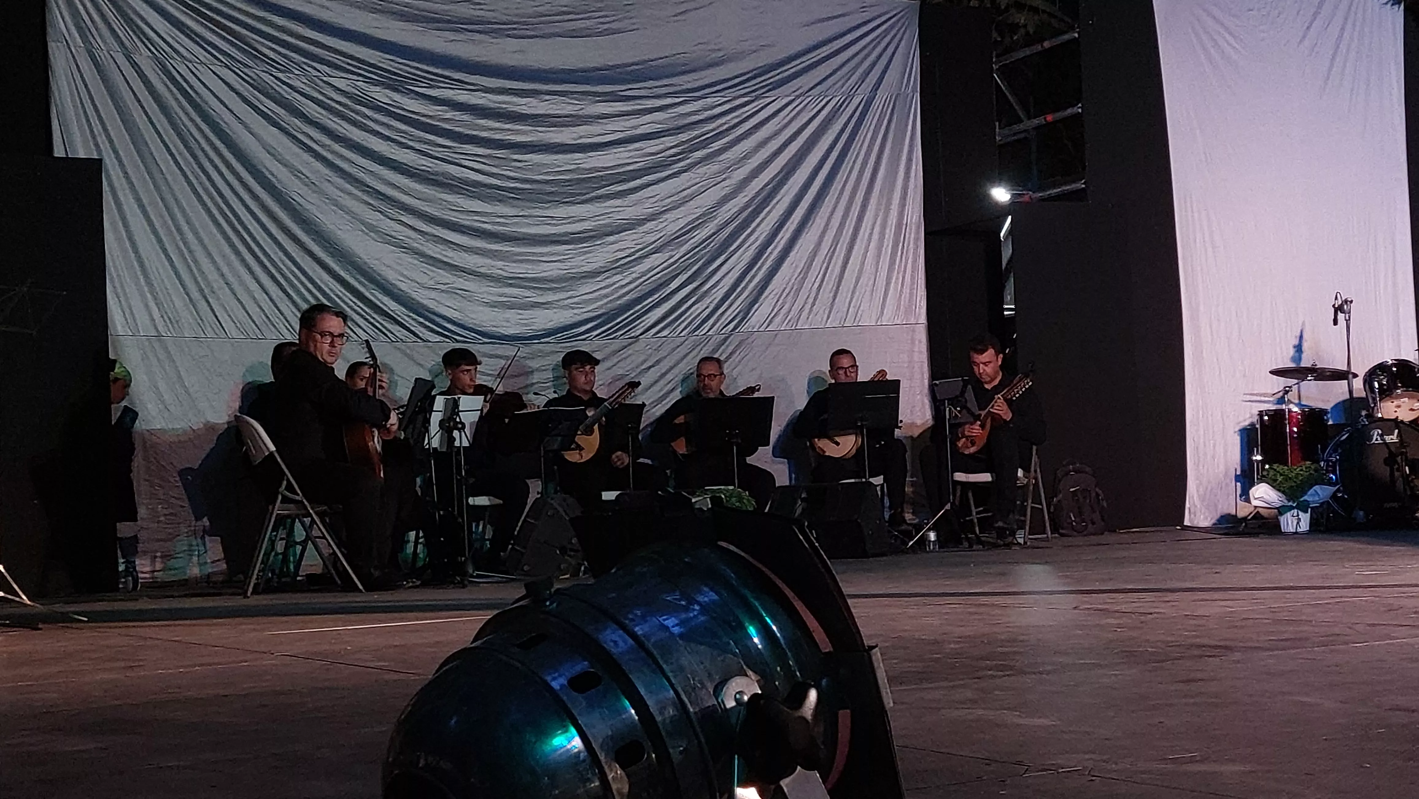  Grupo Folklórico San Lorenzo en el Parque Miguel Servet