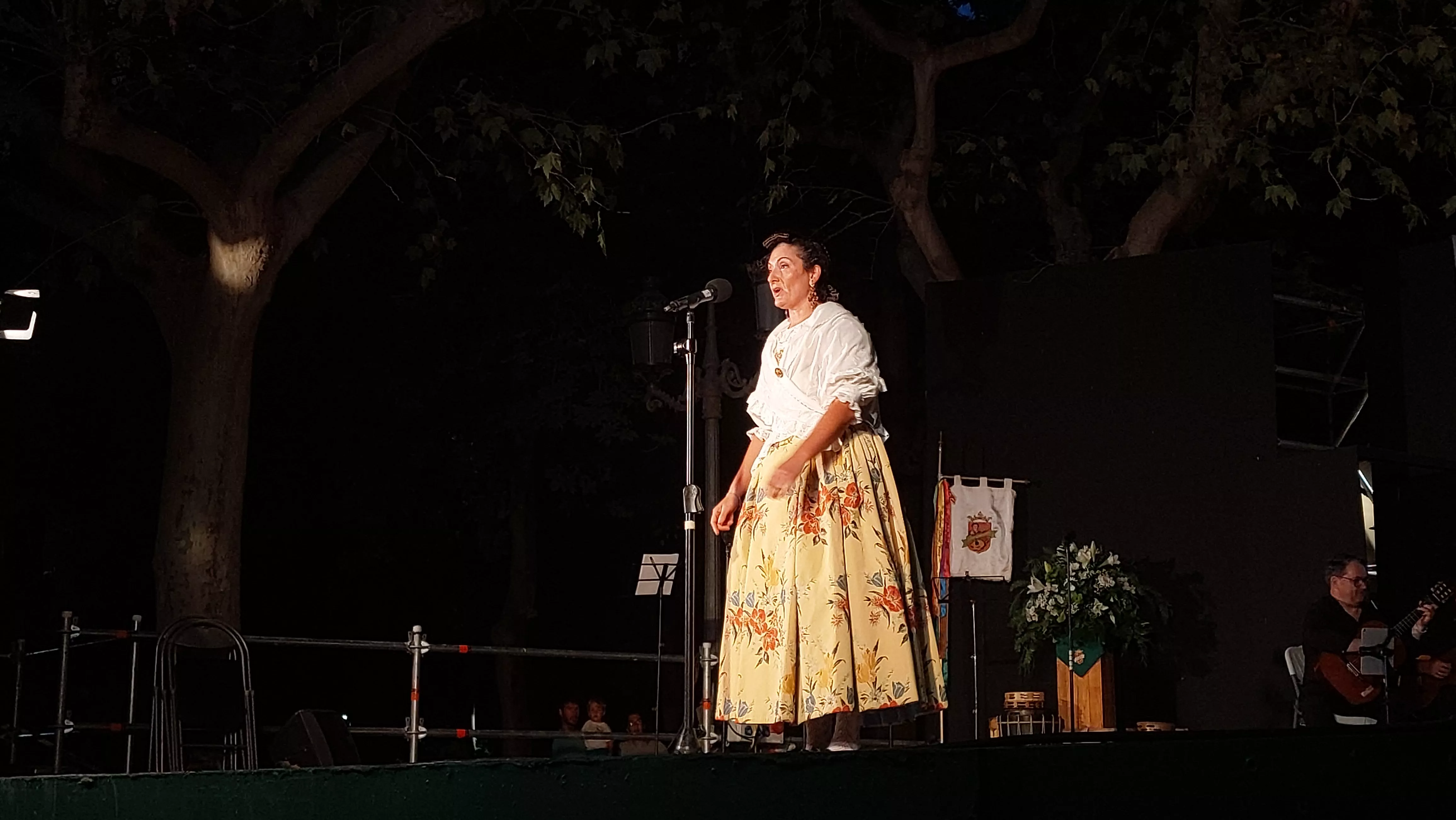  Grupo Folklórico San Lorenzo en el Parque Miguel Servet