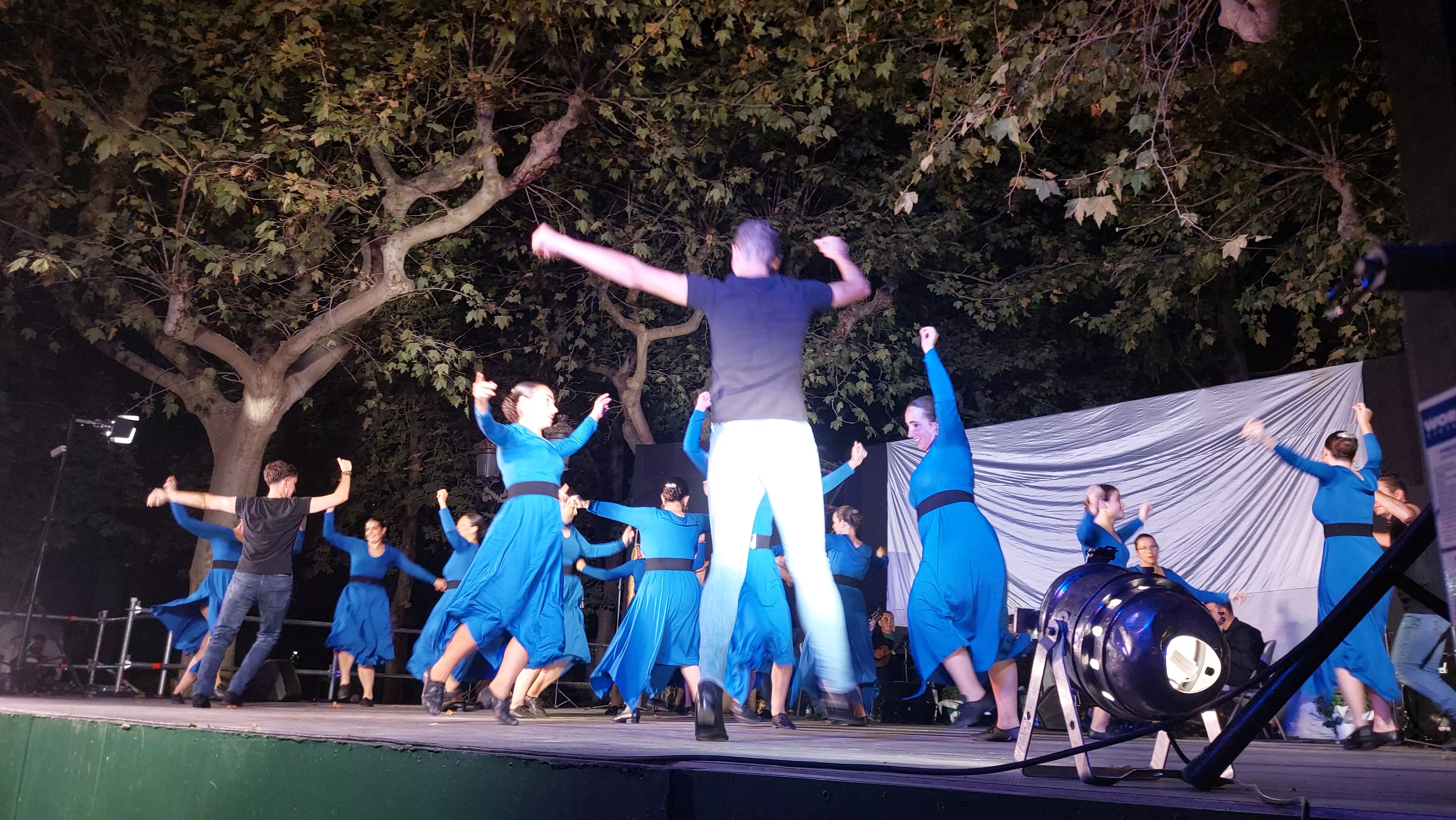  Grupo Folklórico San Lorenzo en el Parque Miguel Servet