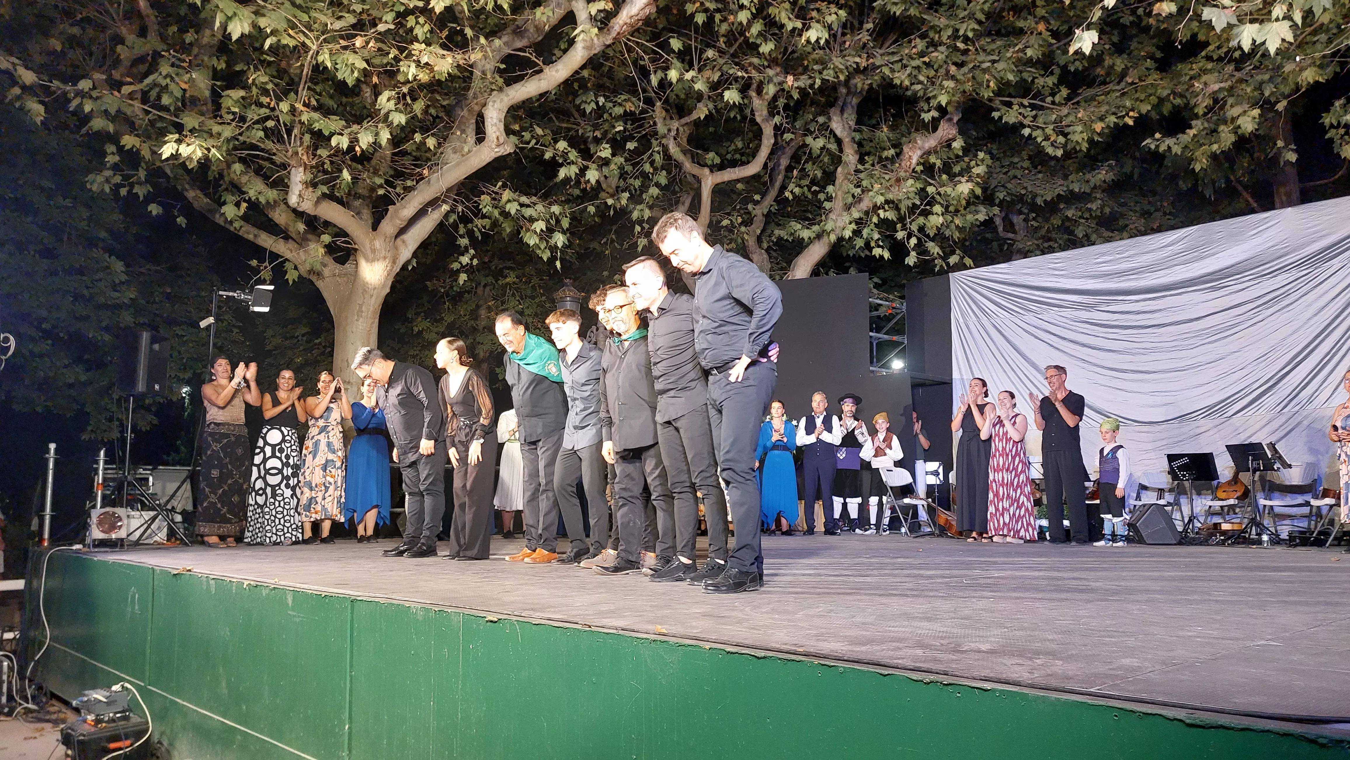  Grupo Folklórico San Lorenzo en el Parque Miguel Servet