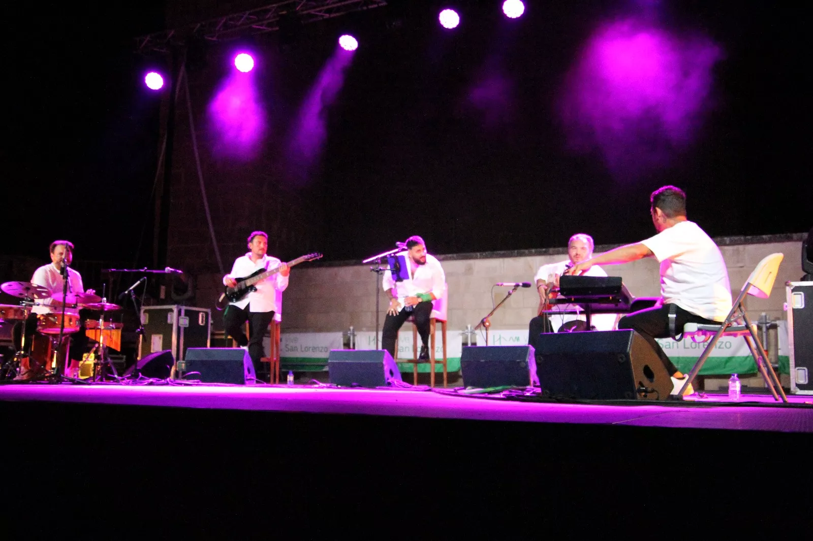 Gipsy Quintet en las fiestas de San Lorenzo. Foto Carlos Neofato