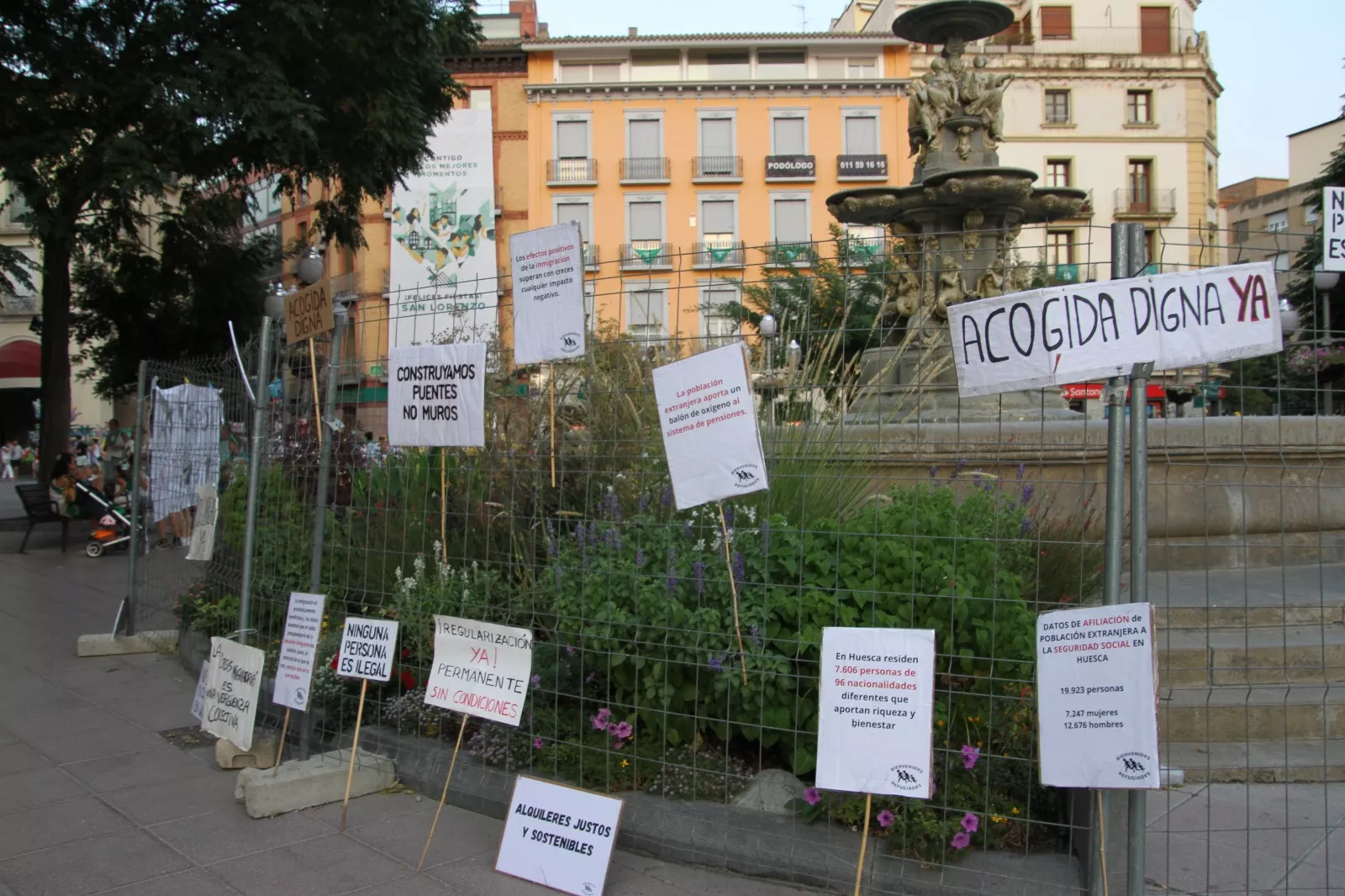 Nueva concentración de Bienvenidos Refugiados. Foto Carlos Neofato