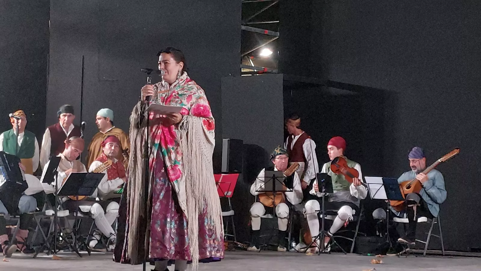  Agrupación Folklórica Santa Cecilia en el Parque Miguel Servet