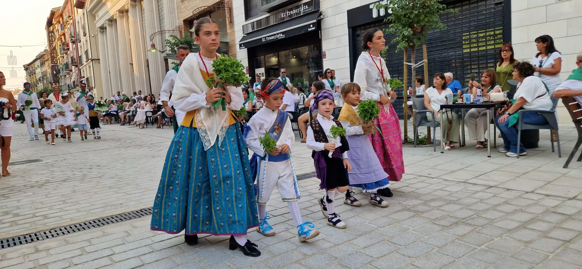 Ofrenda de Flores y Frutos a San Lorenzo. Foto Myriam Martínez
