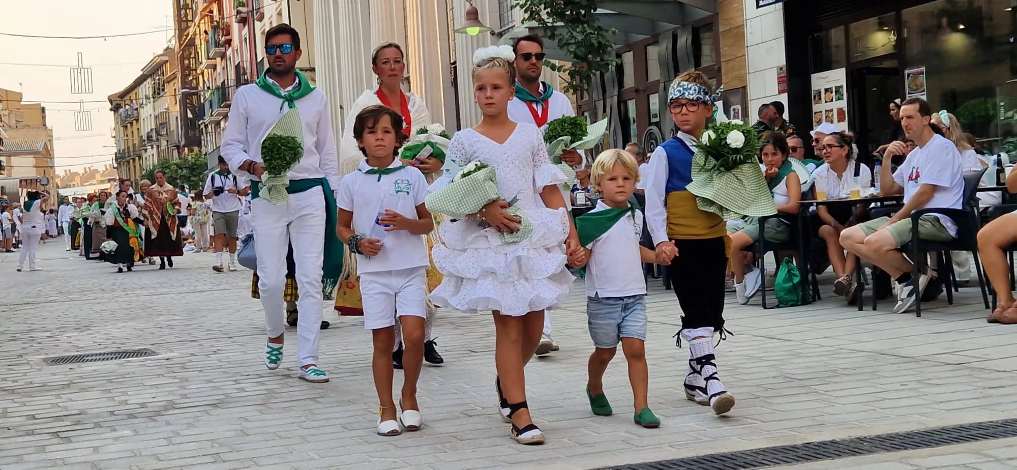 Ofrenda de Flores y Frutos a San Lorenzo. Foto Myriam Martínez