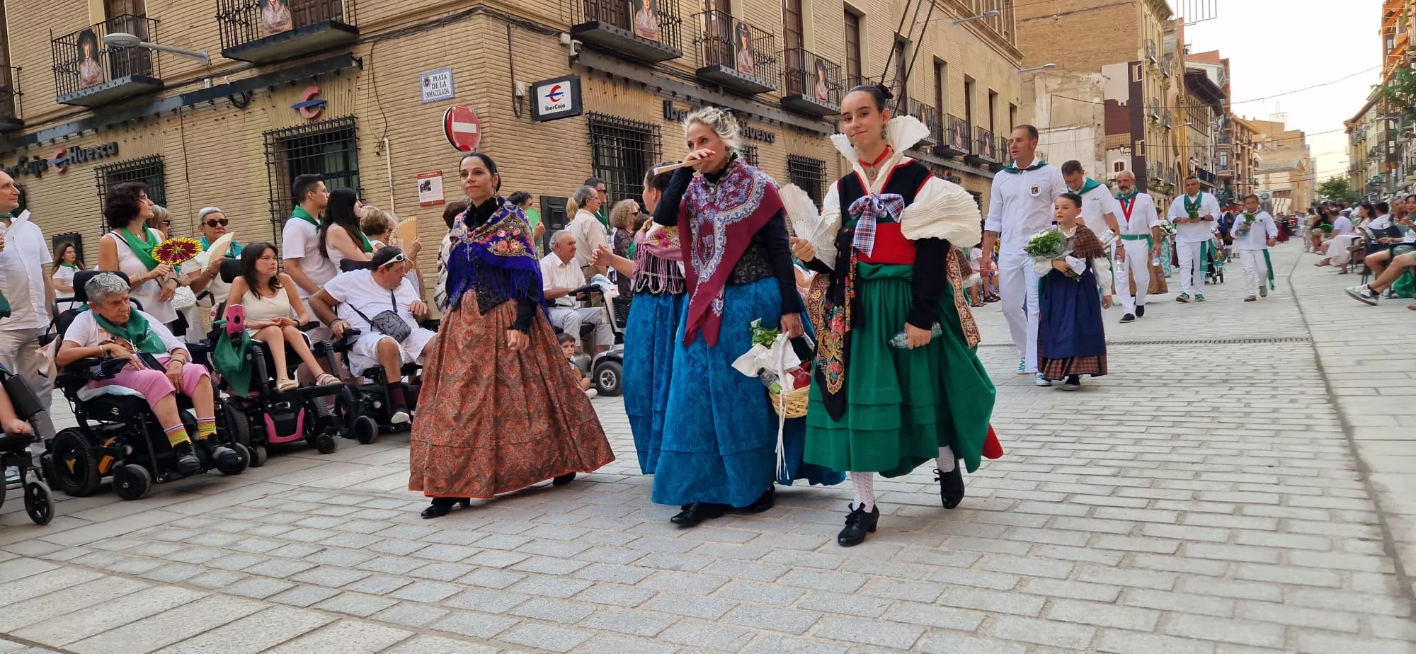 Ofrenda de Flores y Frutos a San Lorenzo. Foto Myriam Martínez