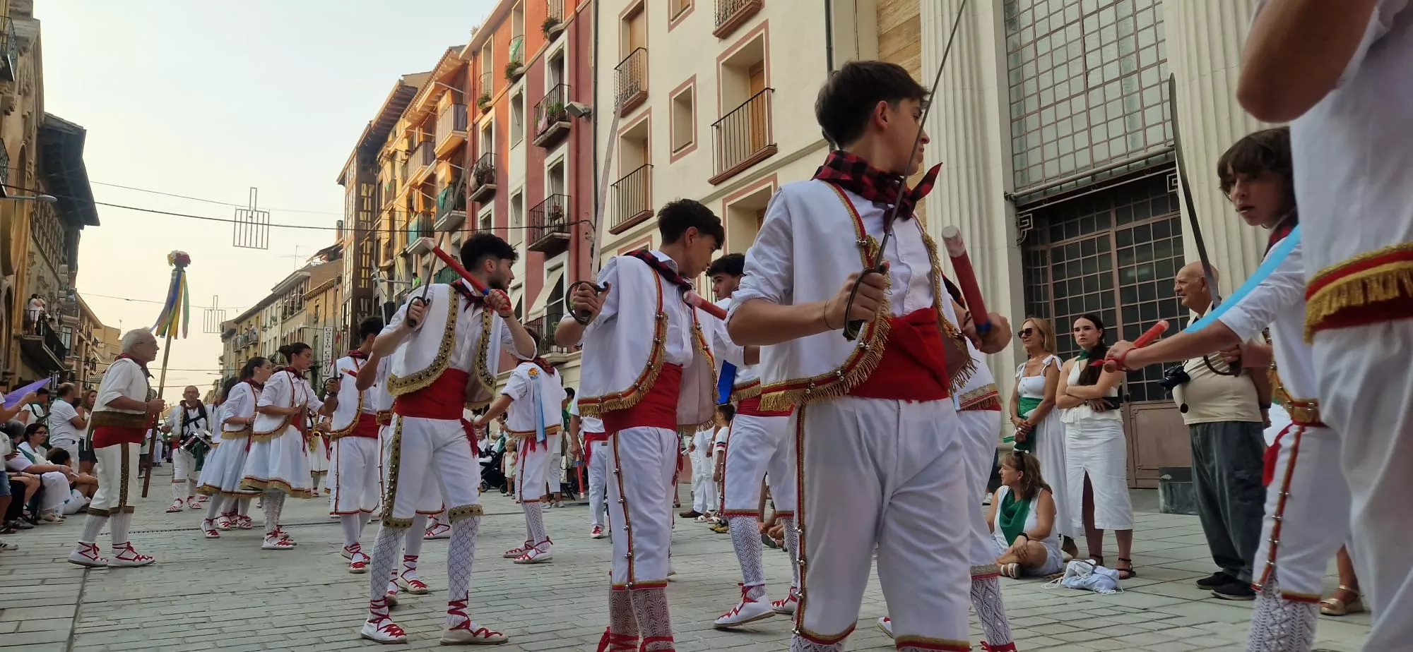 Ofrenda de Flores y Frutos a San Lorenzo. Foto Myriam Martínez