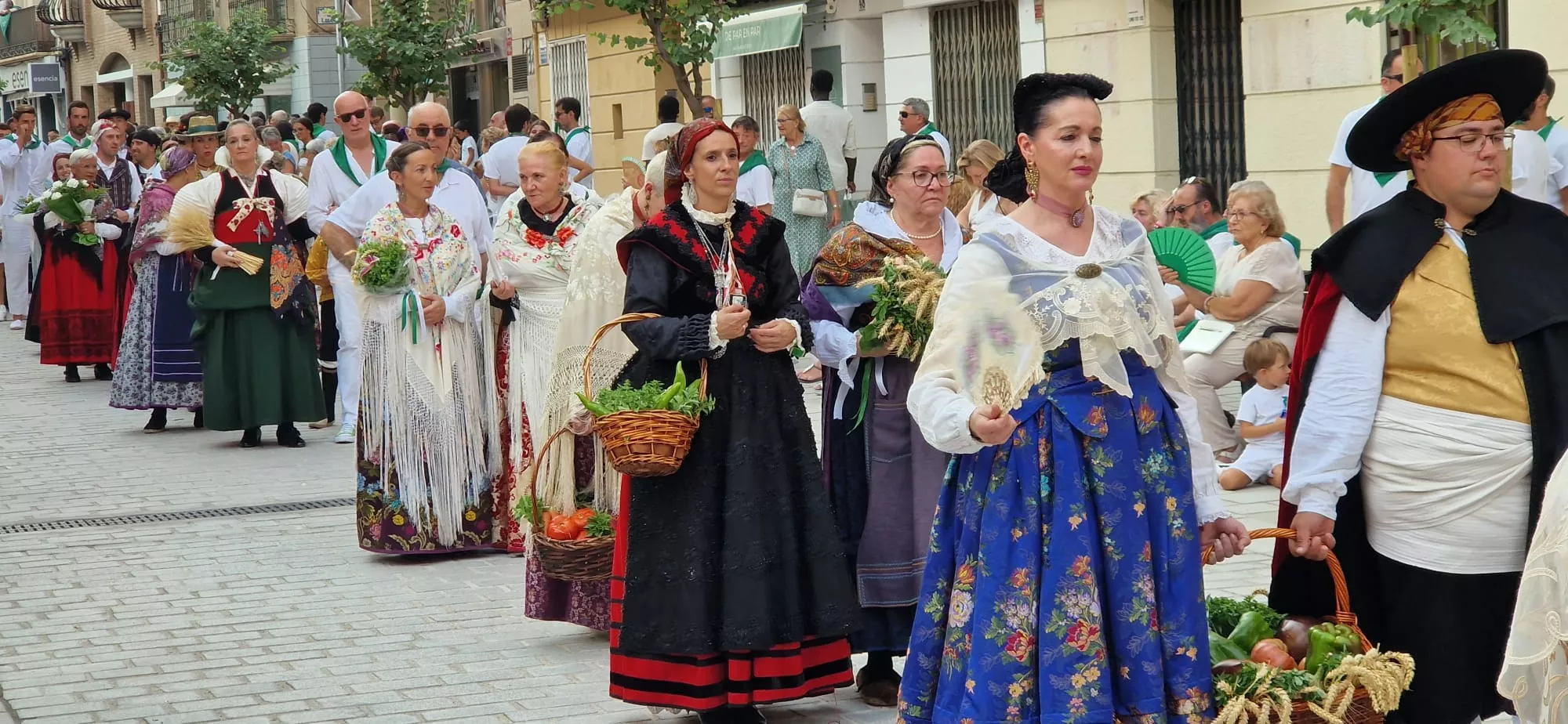 Ofrenda de Flores y Frutos a San Lorenzo. Foto Myriam Martínez