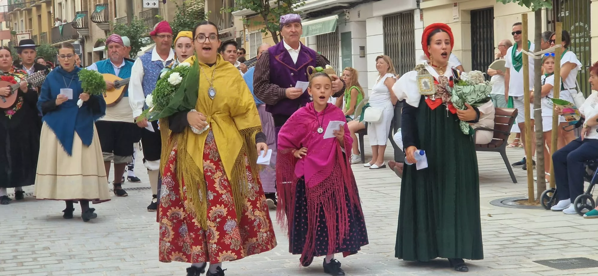 Ofrenda de Flores y Frutos a San Lorenzo. Foto Myriam Martínez