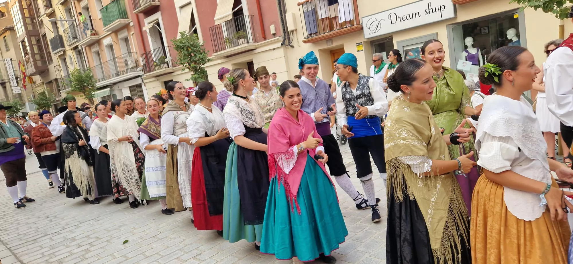 Ofrenda de Flores y Frutos a San Lorenzo. Foto Myriam Martínez