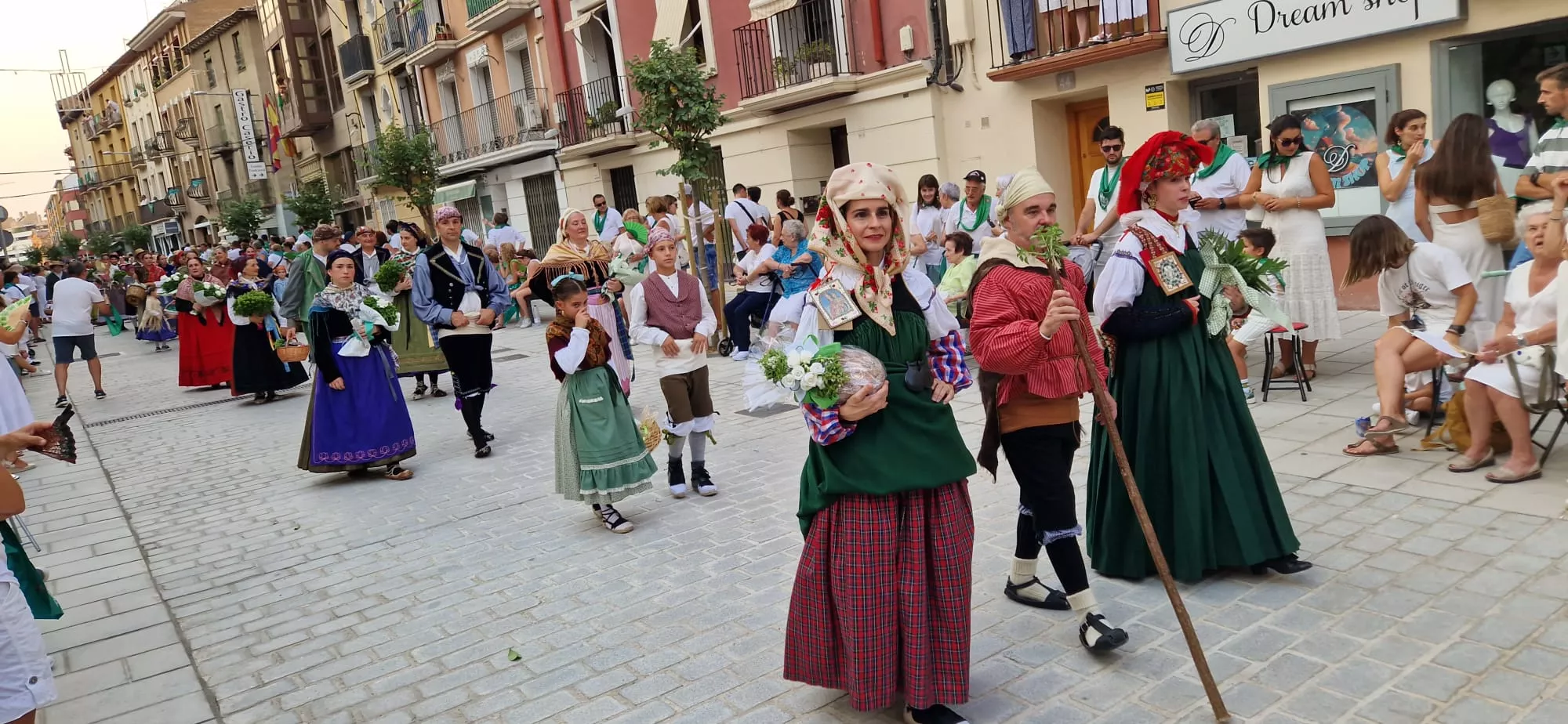 Ofrenda de Flores y Frutos a San Lorenzo. Foto Myriam Martínez