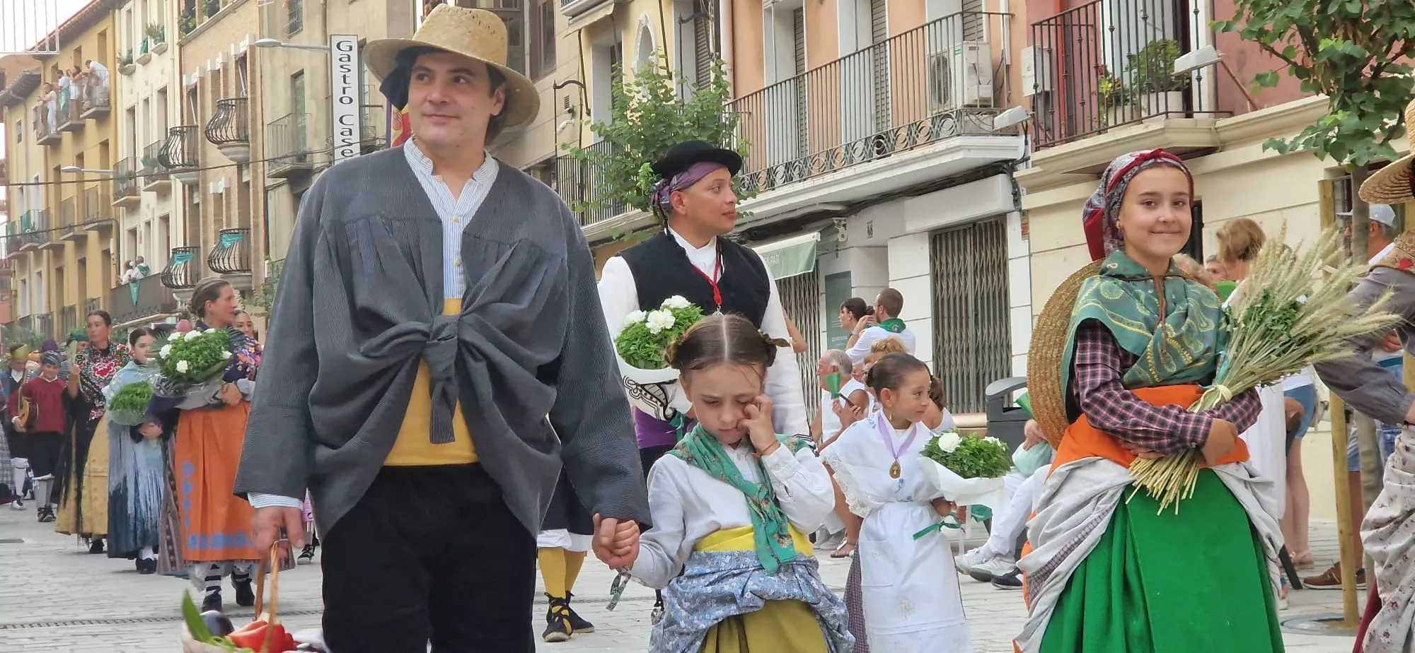 Ofrenda de Flores y Frutos a San Lorenzo. Foto Myriam Martínez