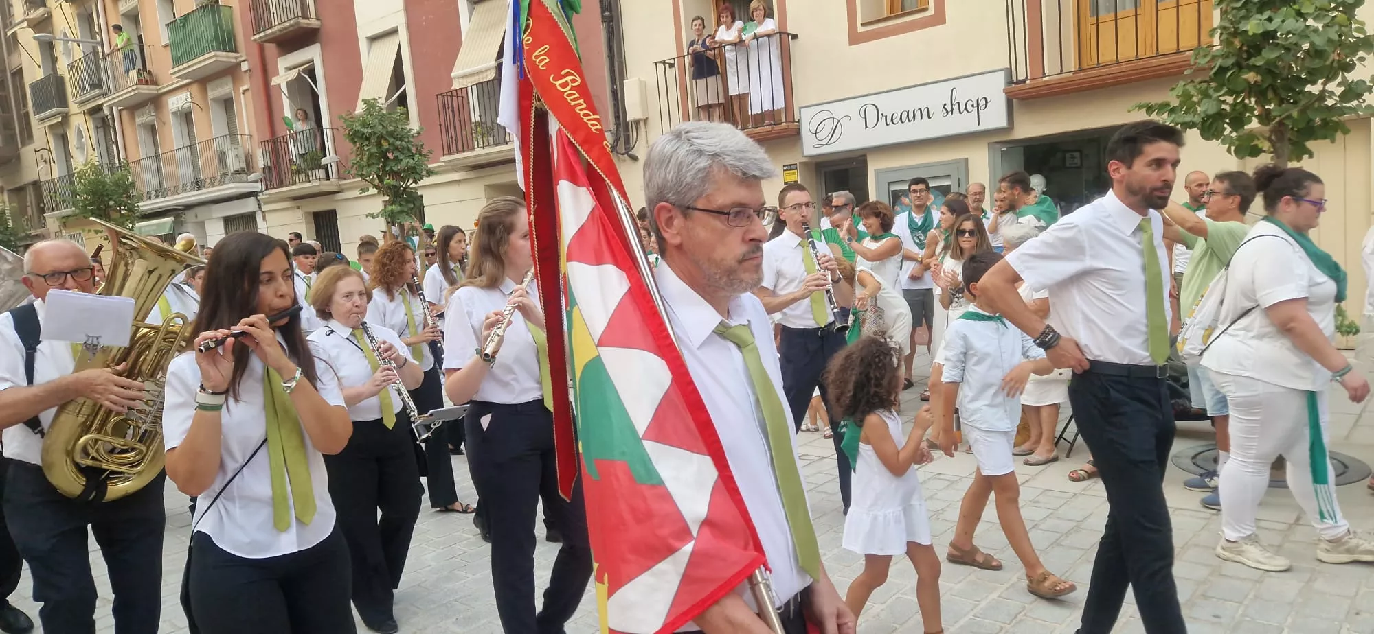 Ofrenda de Flores y Frutos a San Lorenzo. Foto Myriam Martínez