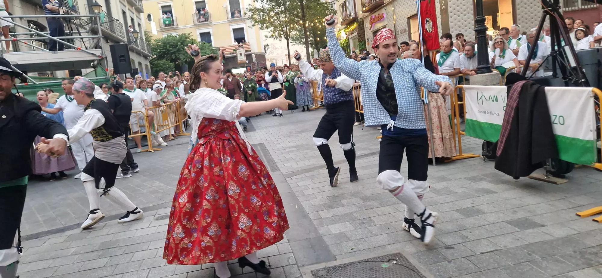 Ofrenda de Flores y Frutos a San Lorenzo. Foto Myriam Martínez