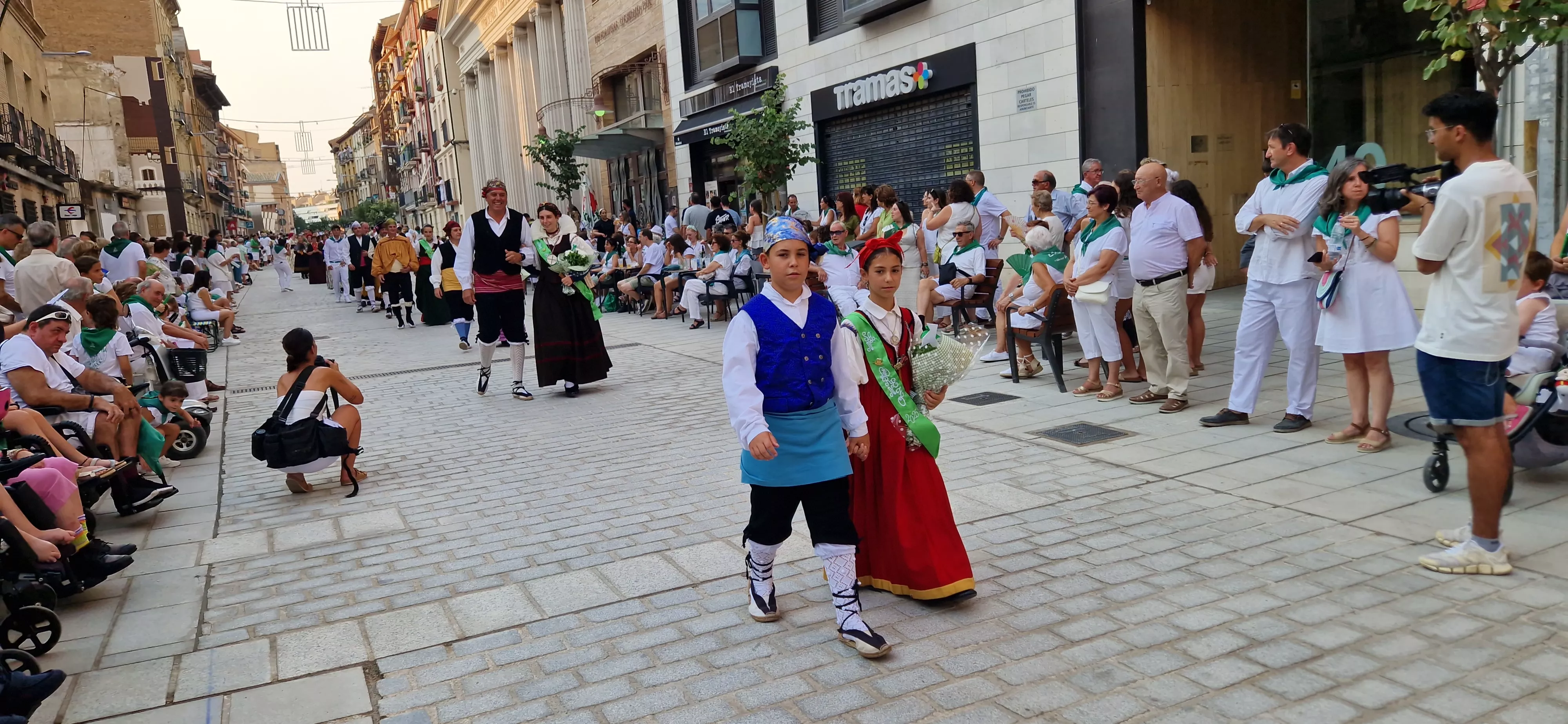 Ofrenda de Flores y Frutos a San Lorenzo. Foto Myriam Martínez