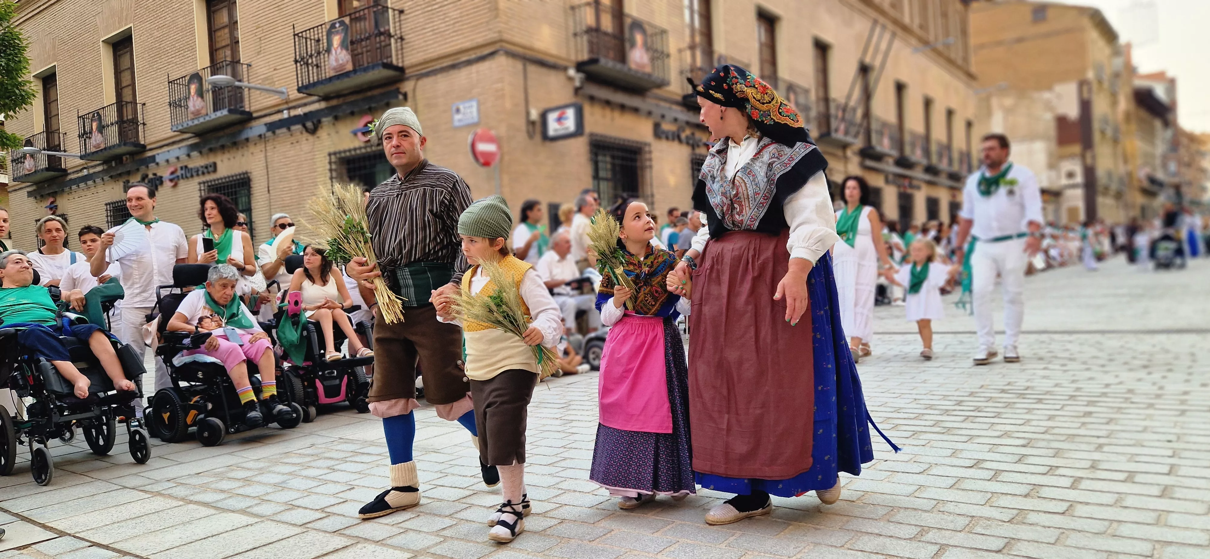 Ofrenda de Flores y Frutos a San Lorenzo. Foto Myriam Martínez
