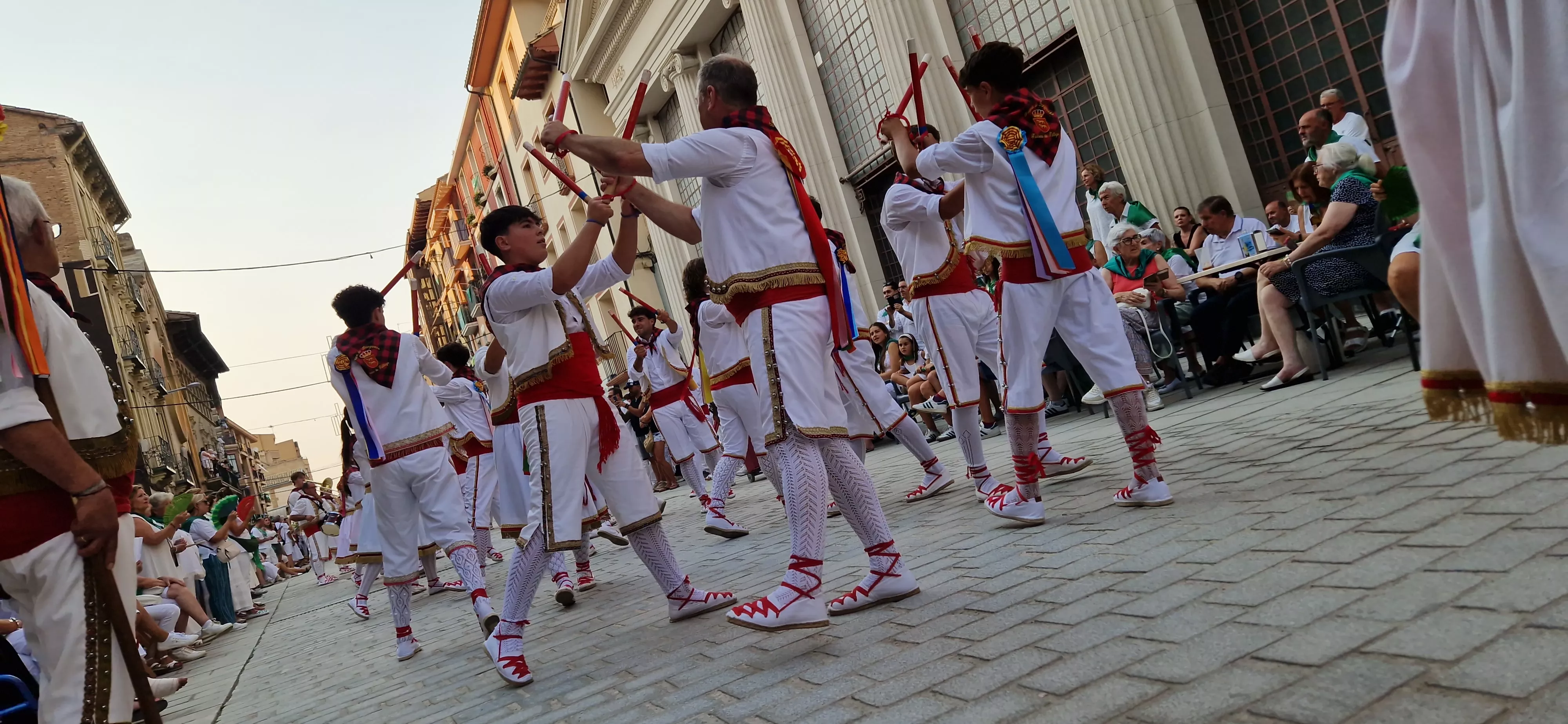 Ofrenda de Flores y Frutos a San Lorenzo. Foto Myriam Martínez