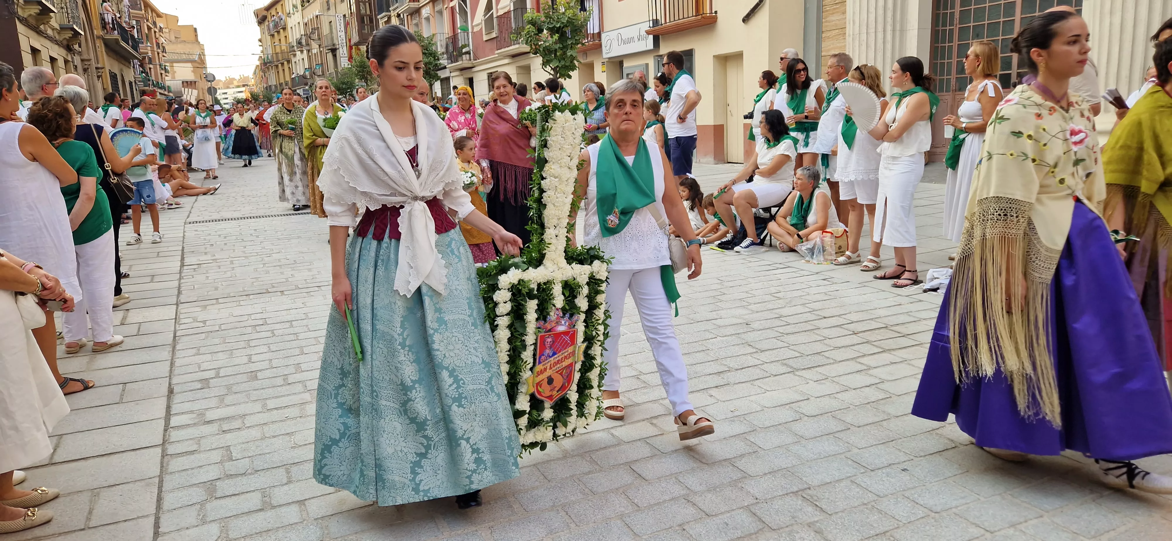 Ofrenda de Flores y Frutos a San Lorenzo. Foto Myriam Martínez