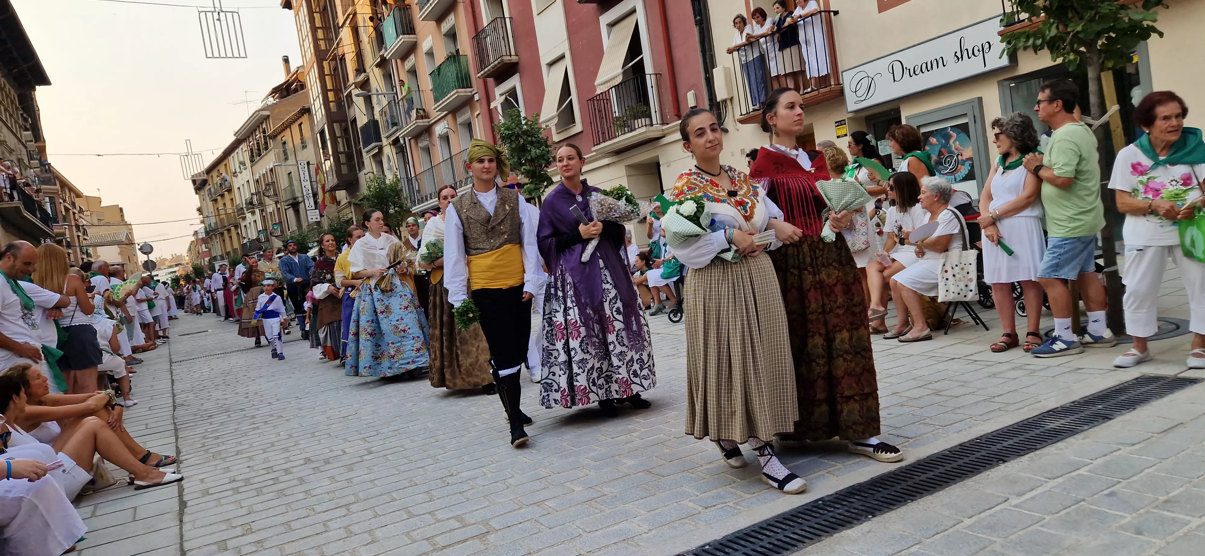 Ofrenda de Flores y Frutos a San Lorenzo. Foto Myriam Martínez