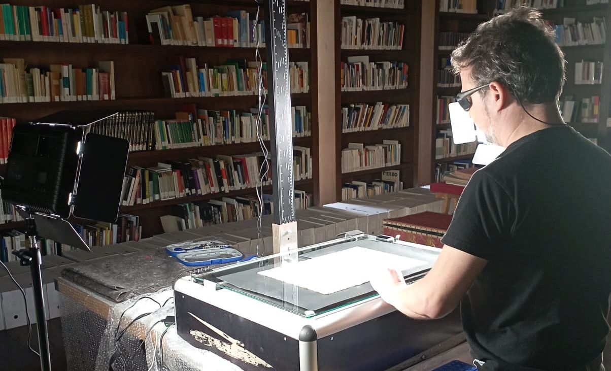 Digitalización de documentos del Archivo municipal.