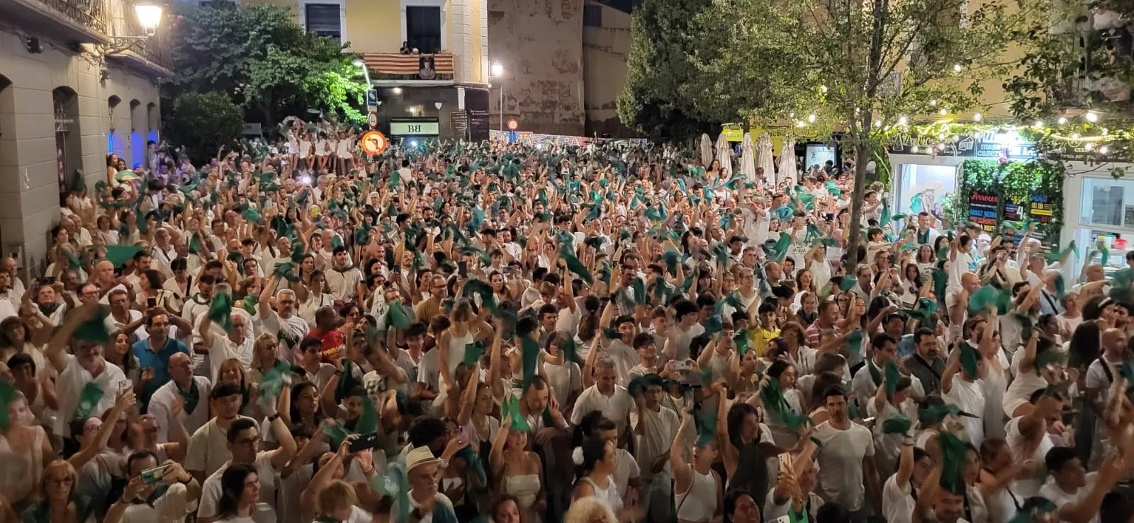 Despedida al Santo en la Plaza de San Lorenzo