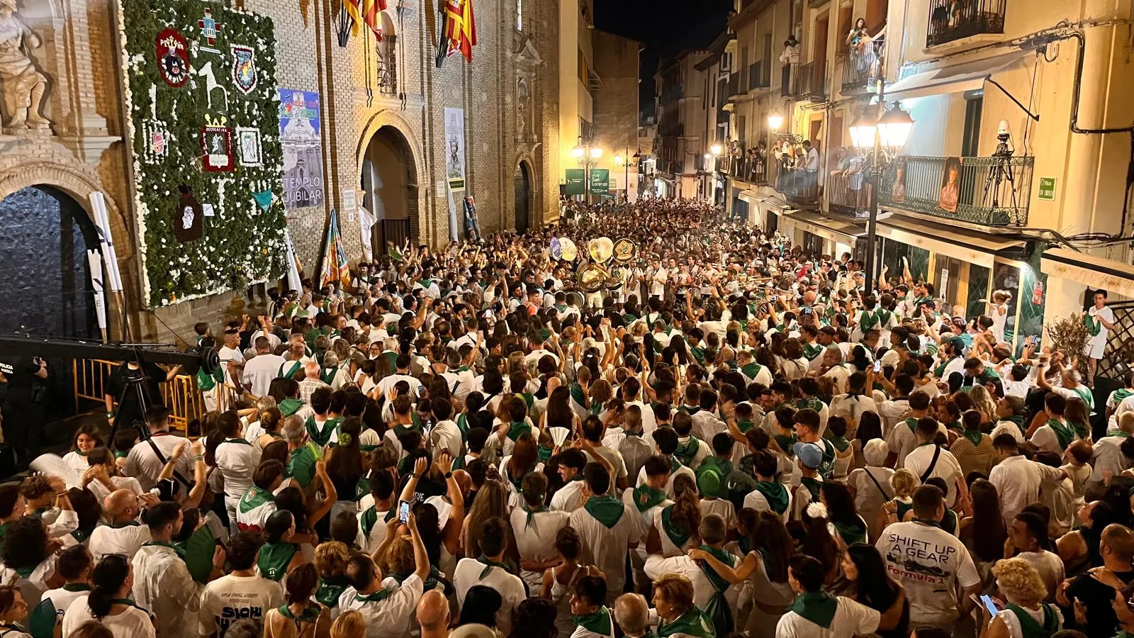 Despedida al Santo en la Plaza de San Lorenzo