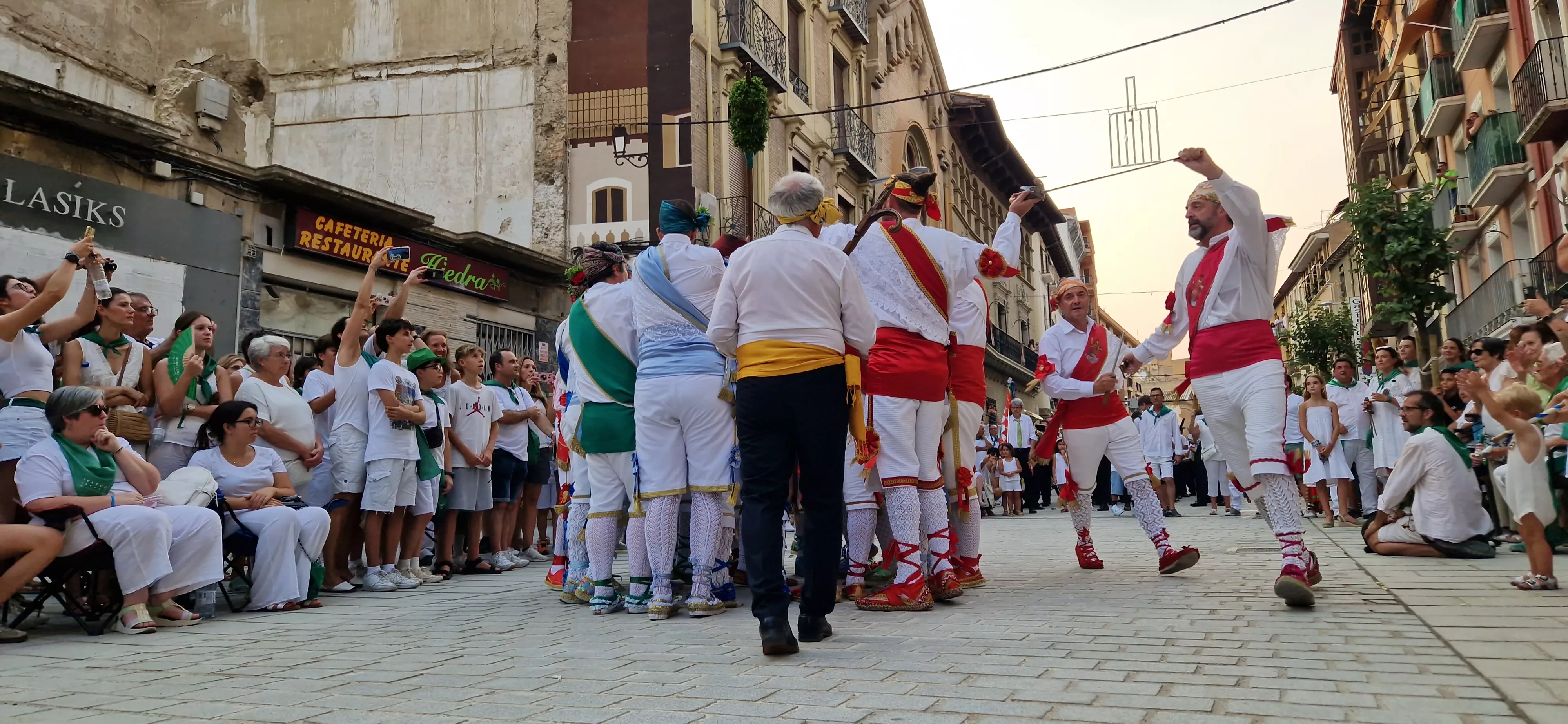 Ofrenda de Flores y Frutos a San Lorenzo. Foto Myriam Martínez