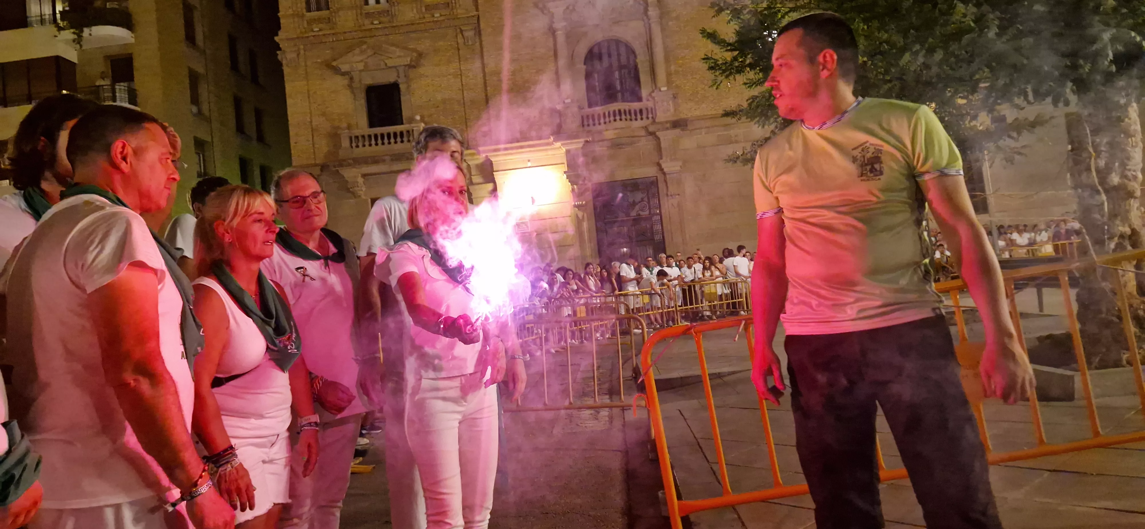 Colección de fuegos artificiales y traca final de San Lorenzo. Foto Myriam Martínez