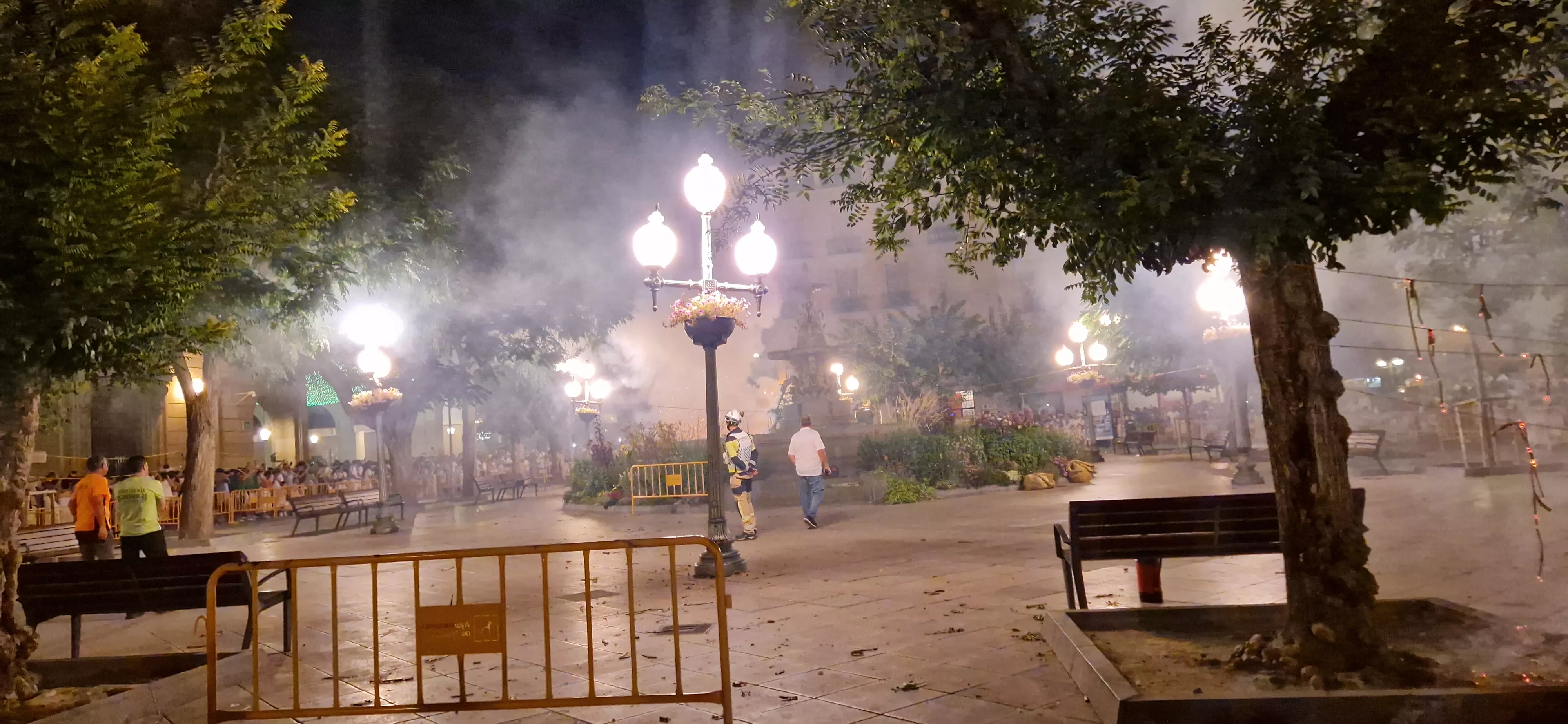 Colección de fuegos artificiales y traca final de San Lorenzo. Foto Myriam Martínez