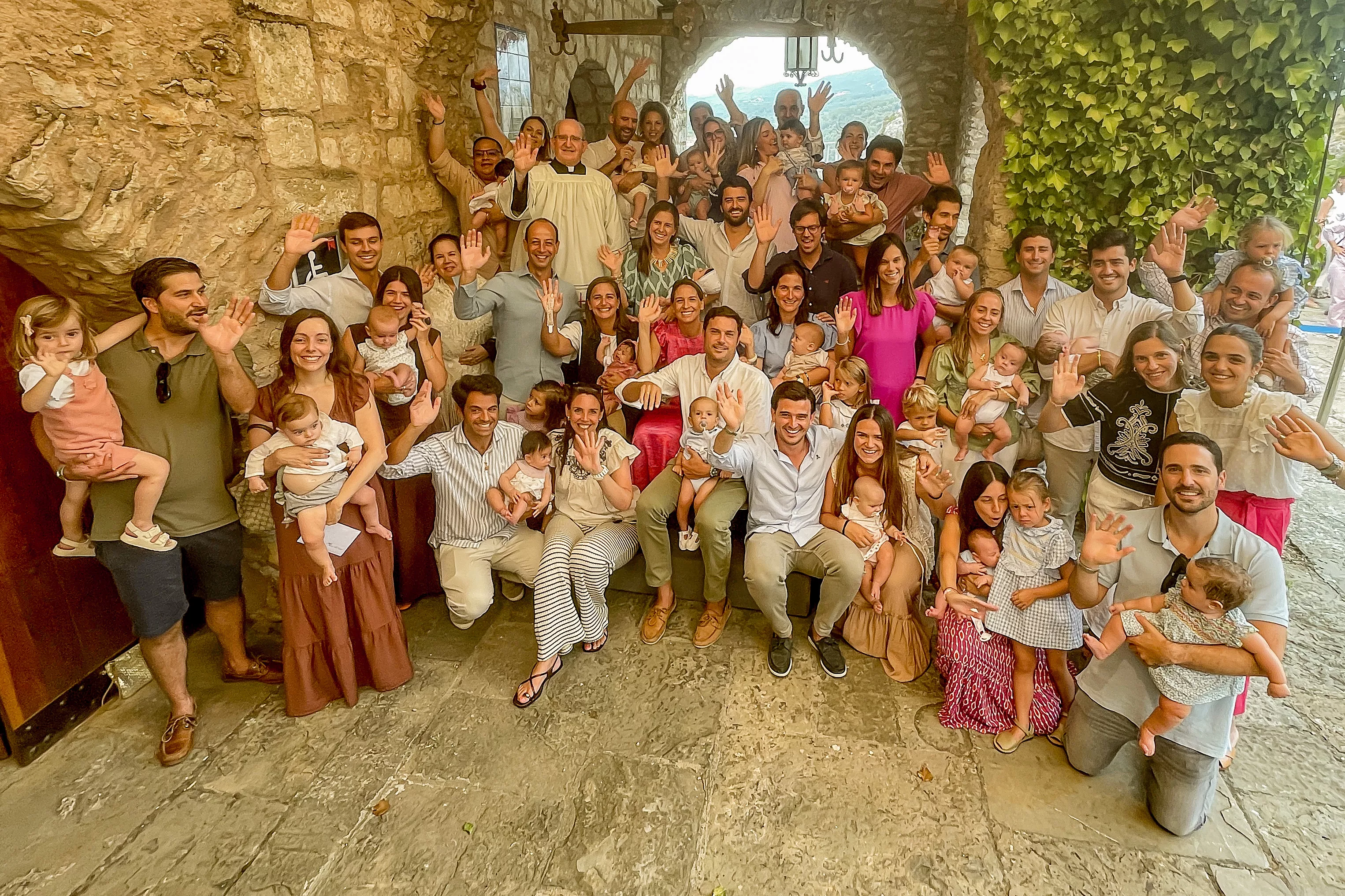 21 bebés presentados a la Virgen de Torreciudad en el día de su fiesta (002)