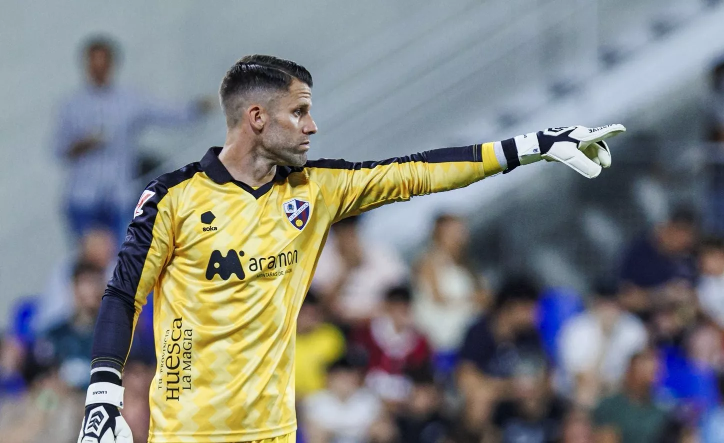 Dani Jiménez da una indicación en el partido ante el Leganés. Dani Jiménez da una indicación en el partido ante el Leganés.