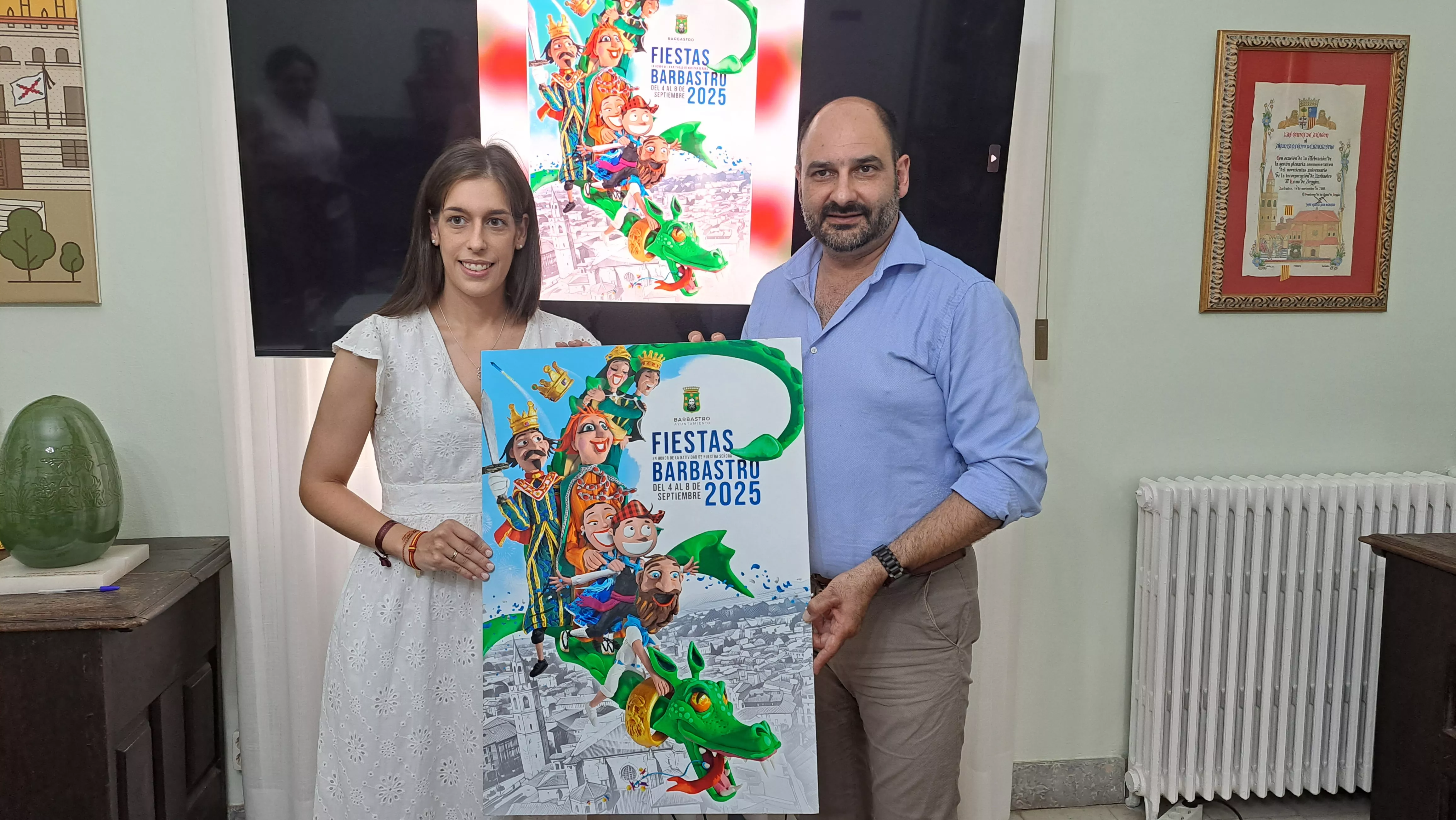Lorena Espierrez y Fernando Torres presentan el programa de las Fiestas de la Natividad de Nuestra Señora en Barbastro