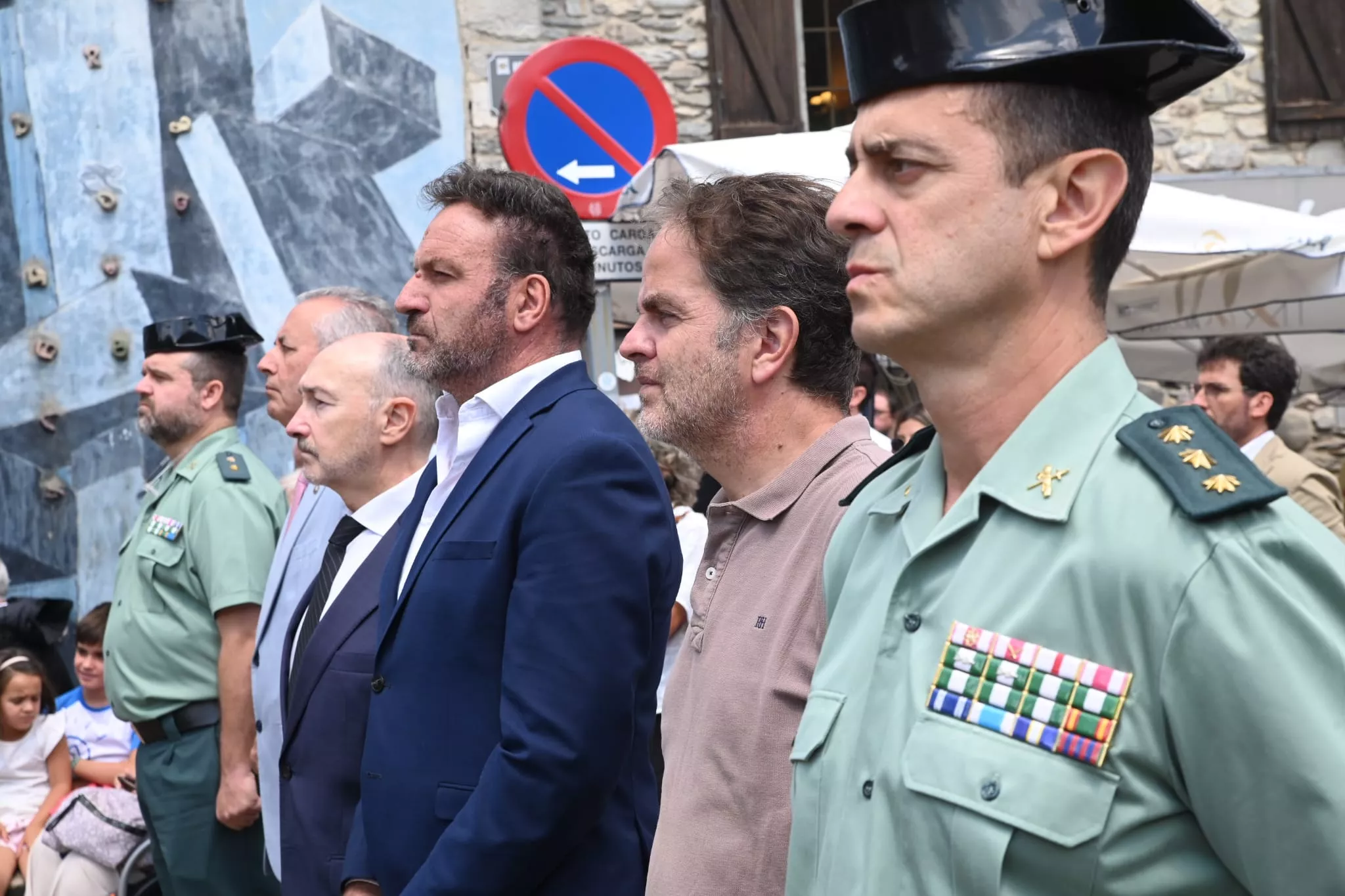 Homenaje a los guardias civiles asesinados por ETA en Sallent de Gállego en el 2000. Fotos Ramón Comet
