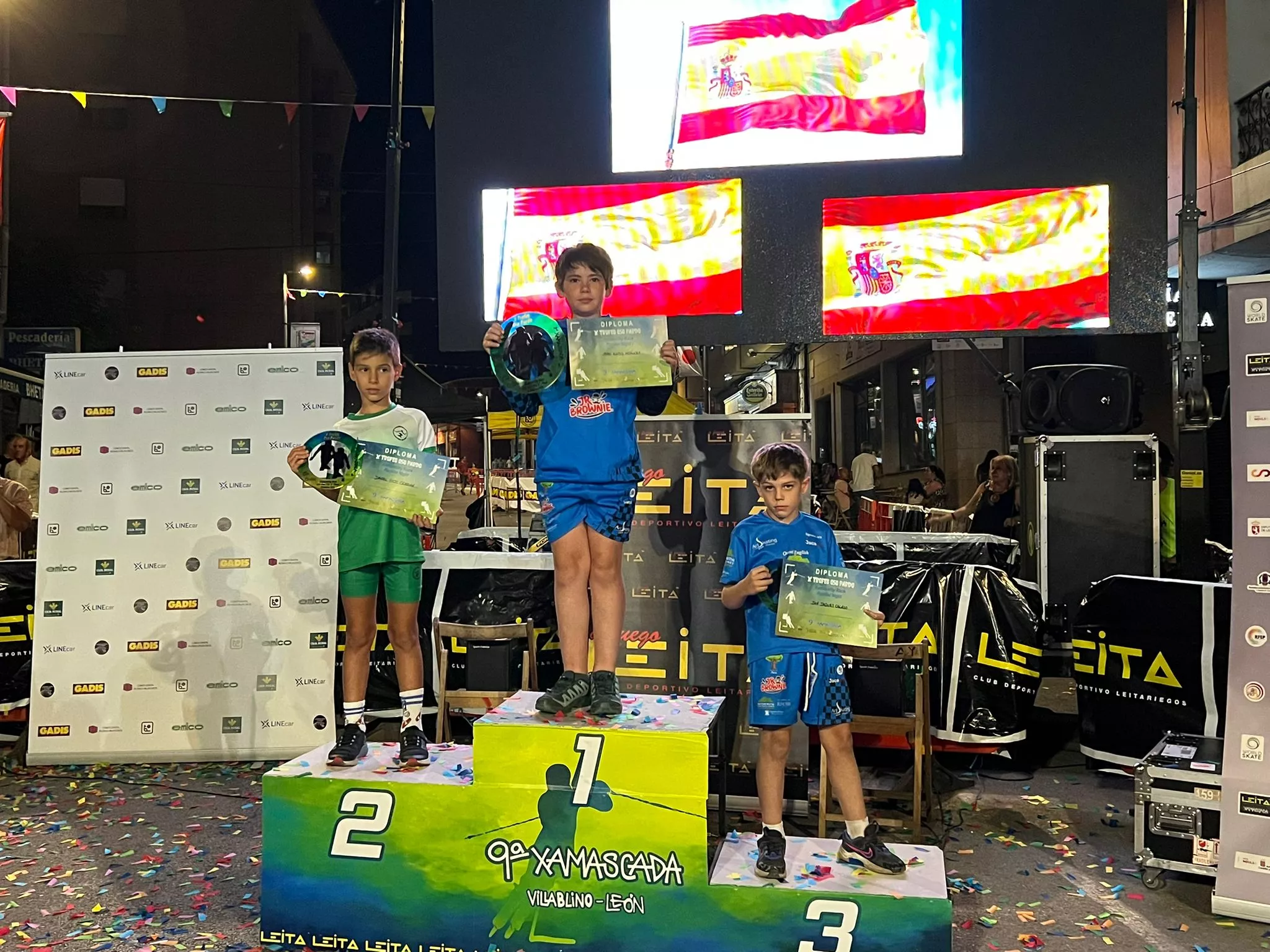 Podium Noah e Ian. Foto Luis Velasco