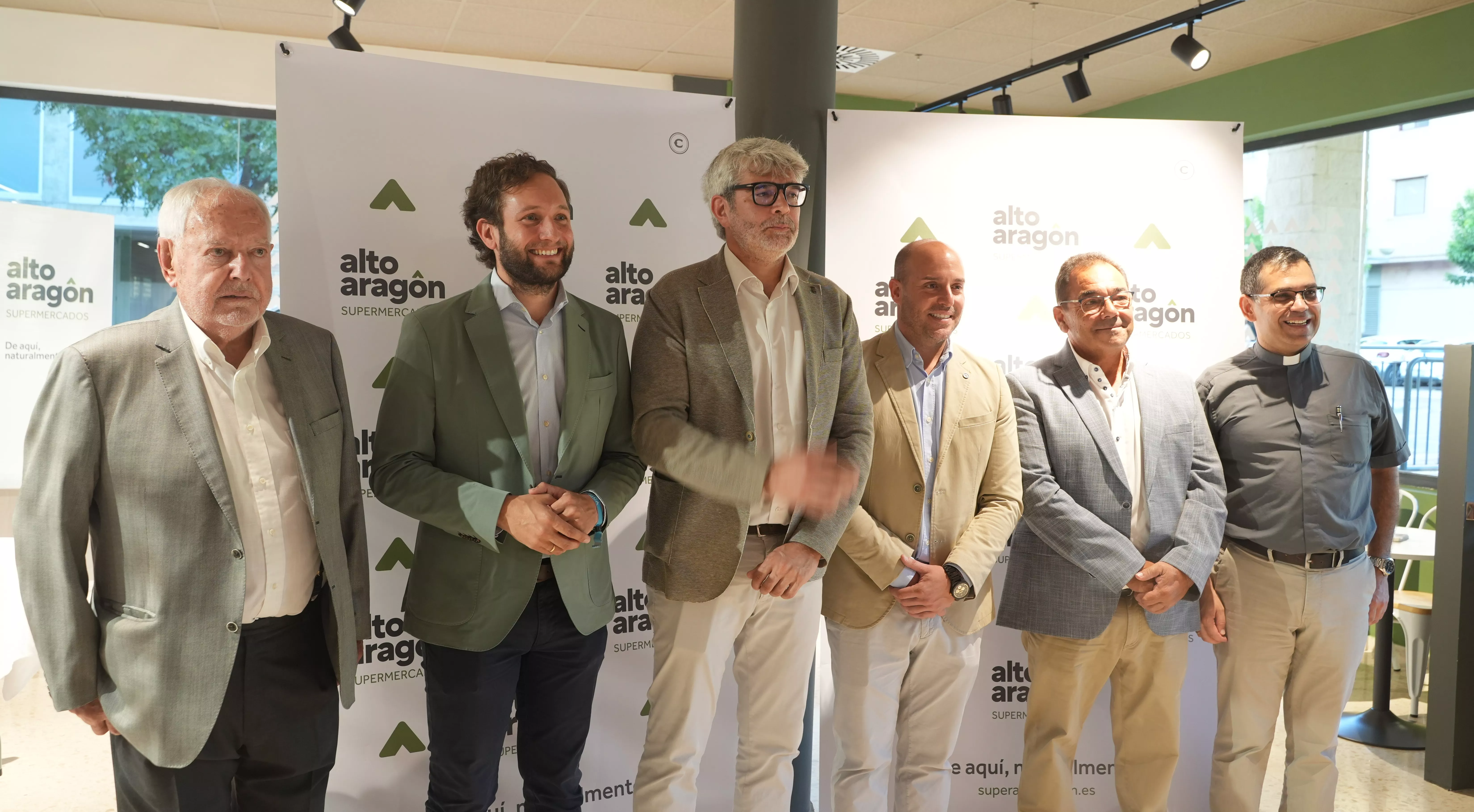 Inauguración del nuevo supermercado Altoaragón en Monzón.