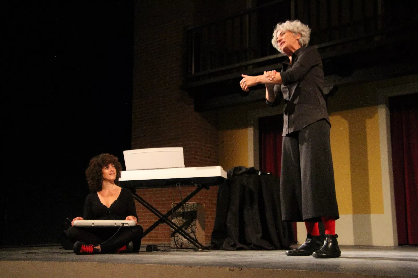 Pato Badián y Cristina Verbena representando VOZ(es) en Robres. Foto Carlos Neofato
