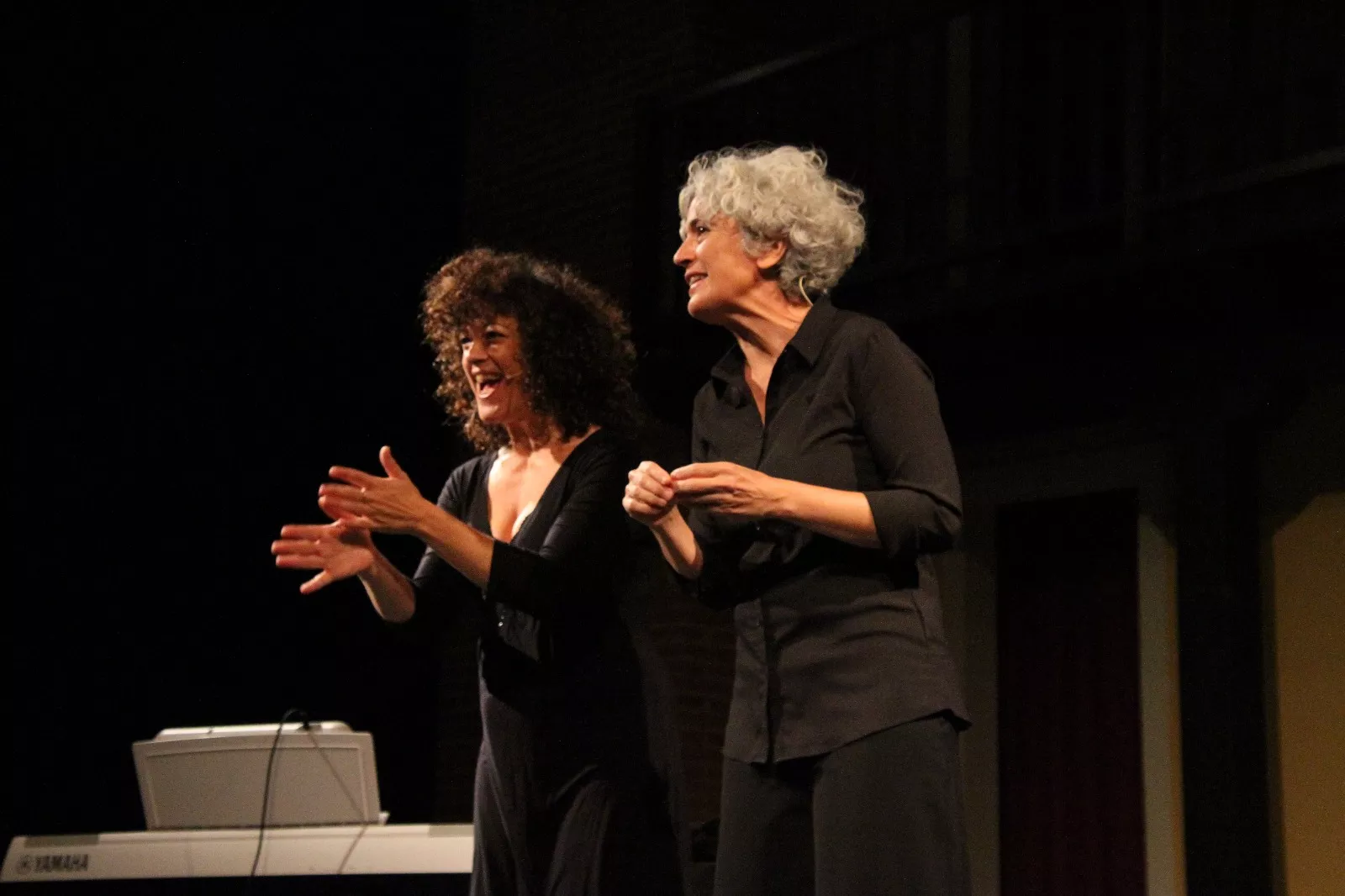 Pato Badián y Cristina Verbena representando VOZ(es) en Robres. Foto Carlos Neofato