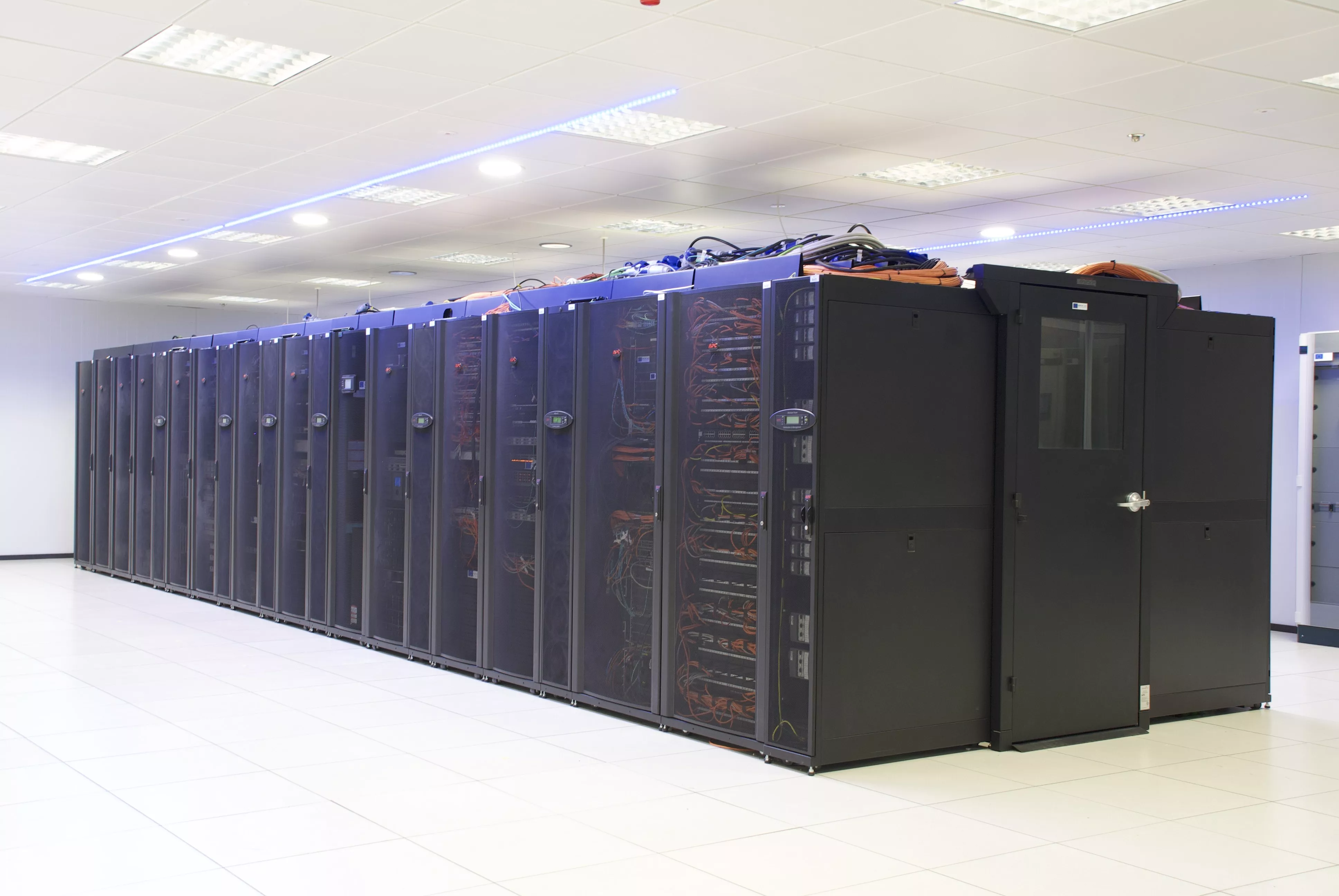 Centro de Proceso de Datos en el edificio de AST en el parque Tecnológico Walqa de Huesca.