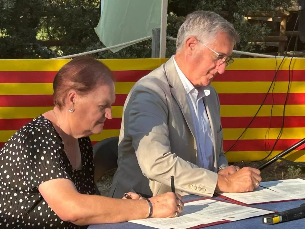 Juramento de los Fueros de Sobrarbe y la firma del convenio para el centro de visitantes de Lecina